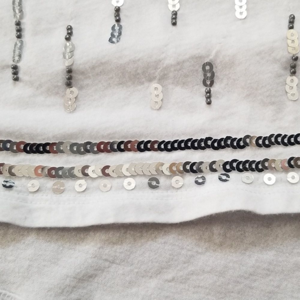 Express Express Ladies Size Small White Tank with Silver Sequins and Size S / US 4 / IT 40 - 5 Thumbnail