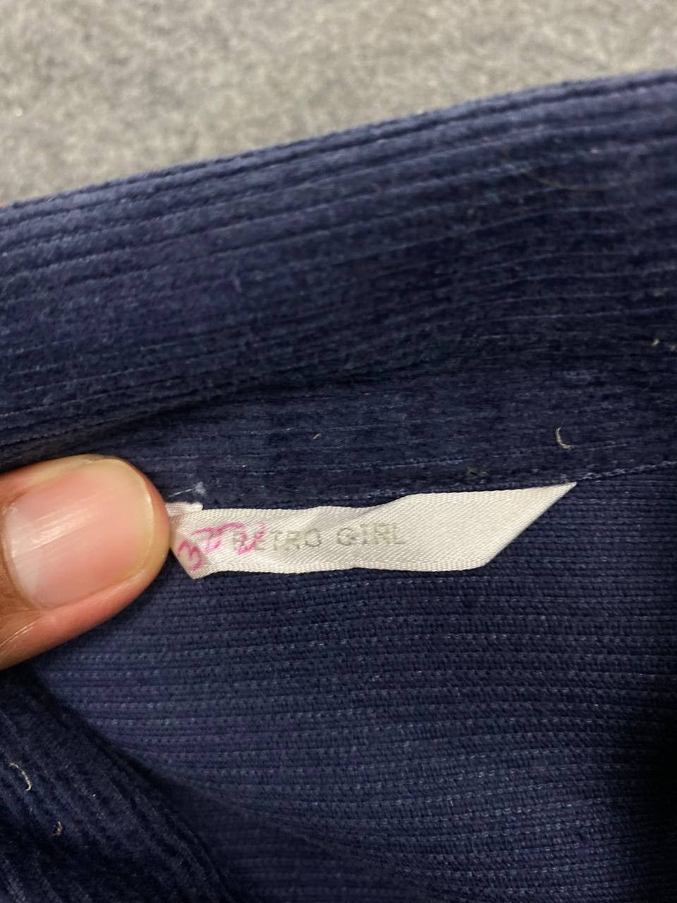 Japanese Brand japanese brand velvet corduroy jacket nice design Size US M / EU 48-50 / 2 - 5 Thumbnail