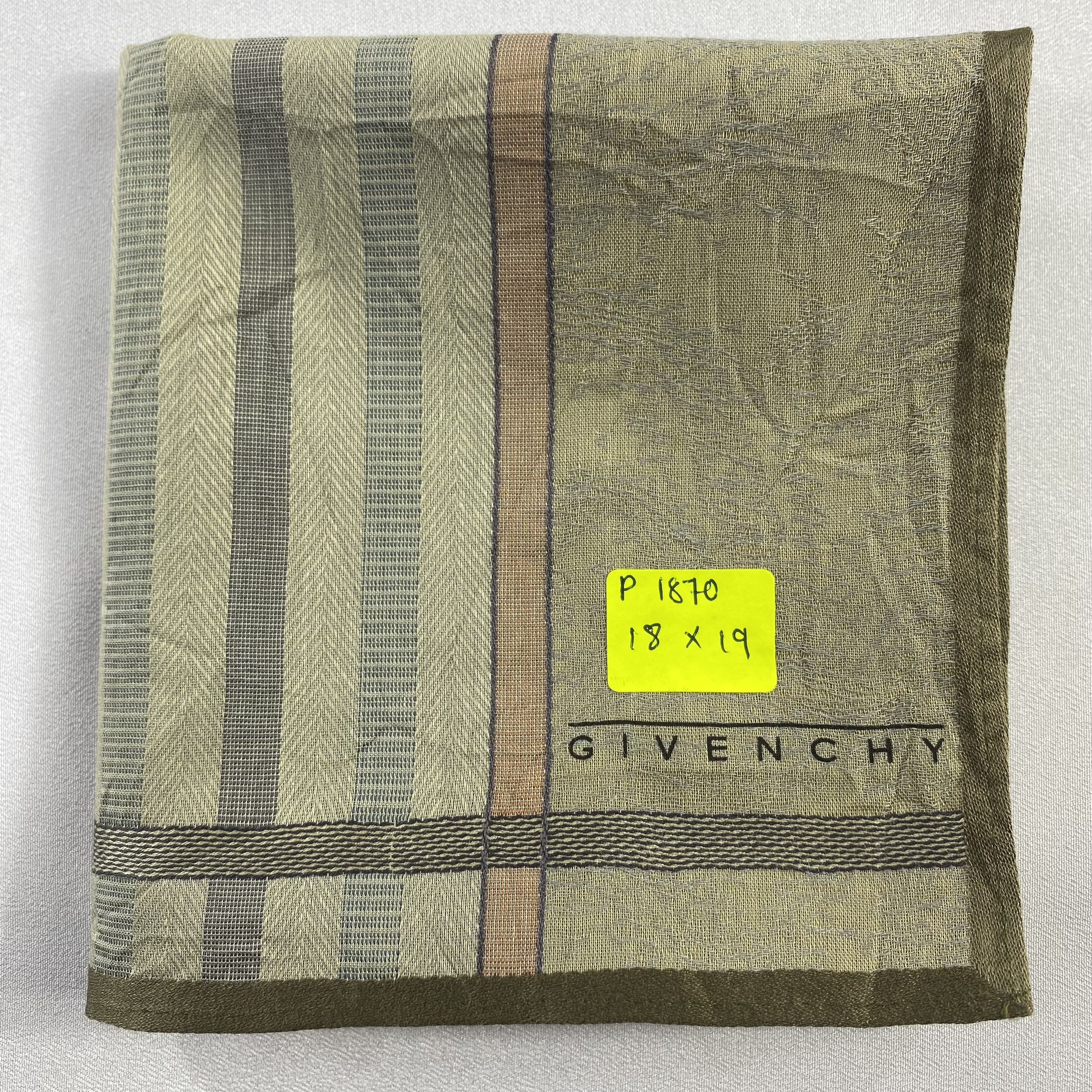 Vintage Givenchy Bandana/ Handkerchief / Neckerchief-P1870 Size ONE SIZE - 6 Thumbnail