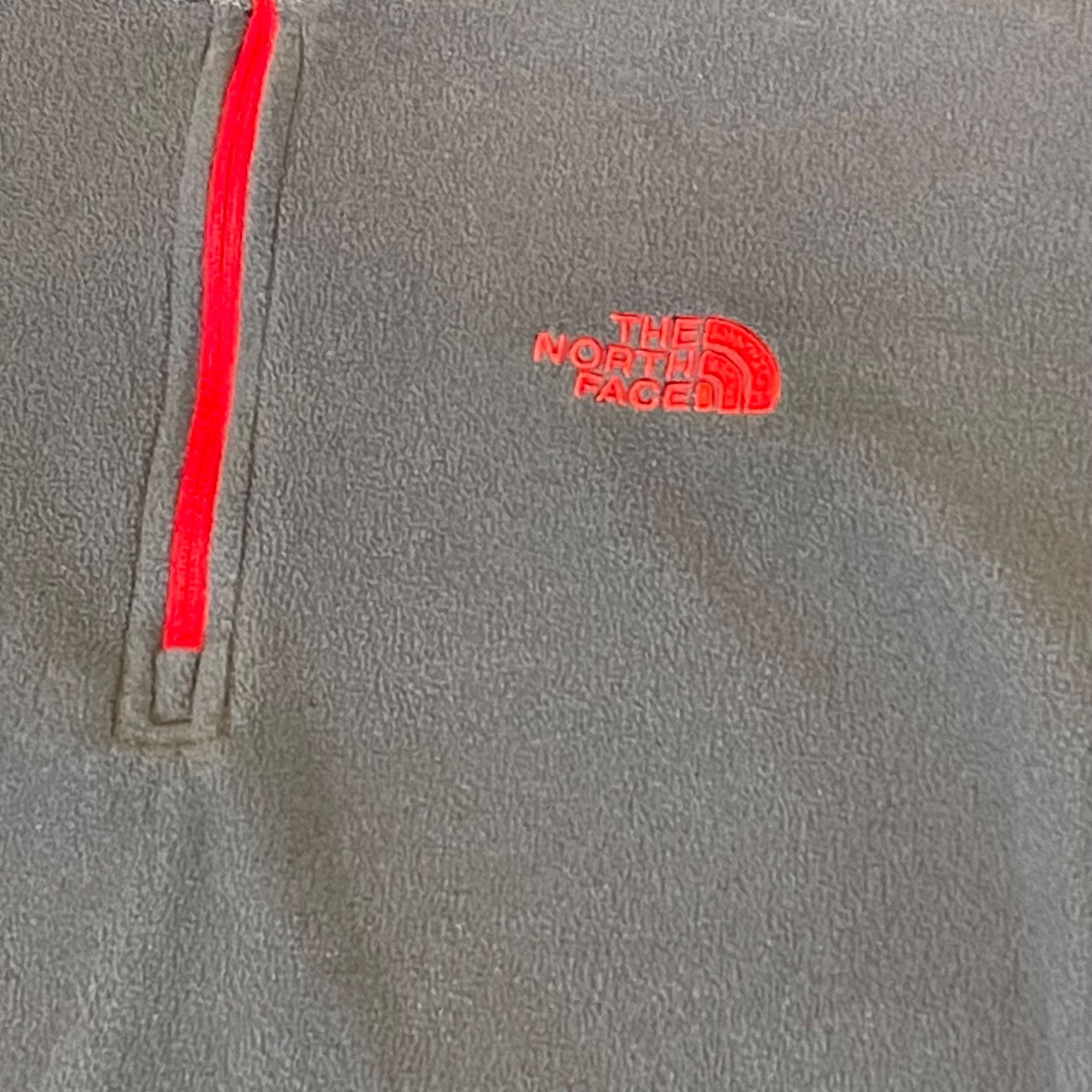 The North Face The North Face Mens Fleece Pullover M Gray With Red Accents Size US M / EU 48-50 / 2 - 2 Thumbnail
