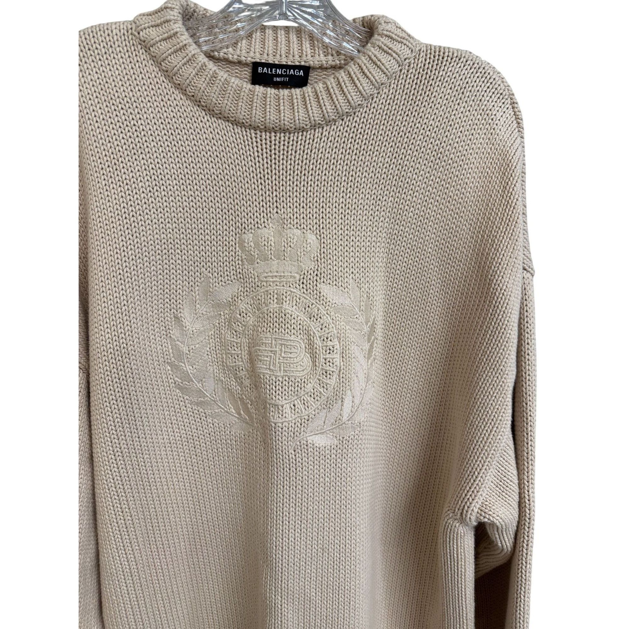 Balenciaga Balenciaga Beige Oversized Knit Sweater With Embroidered Cre Size S / US 4 / IT 40 - 3 Thumbnail