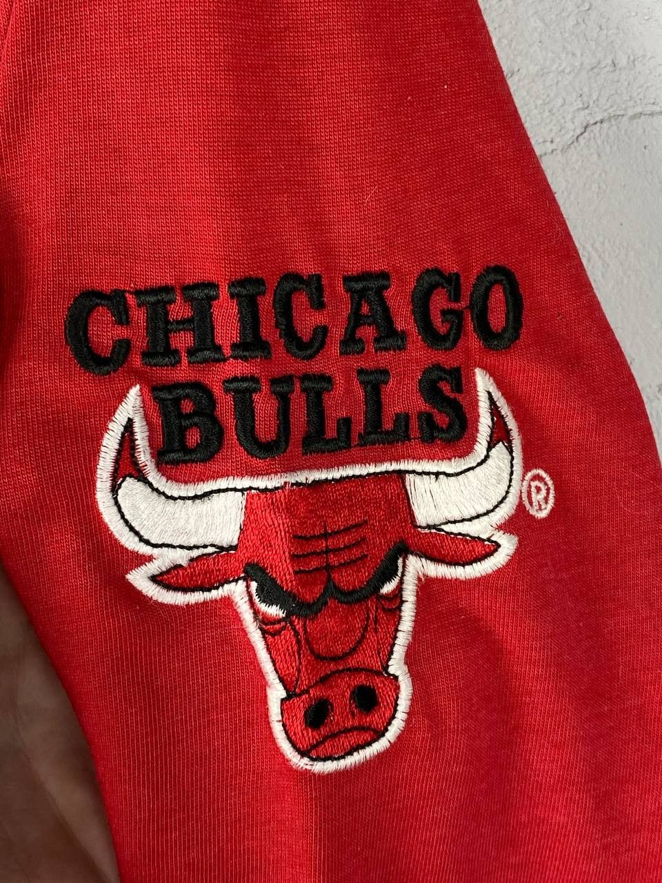 NBA × Starter × Vintage 90s Vintage Chicago Bulls Starter Longsleeve Striped Size US L / EU 52-54 / 3 - 5 Thumbnail