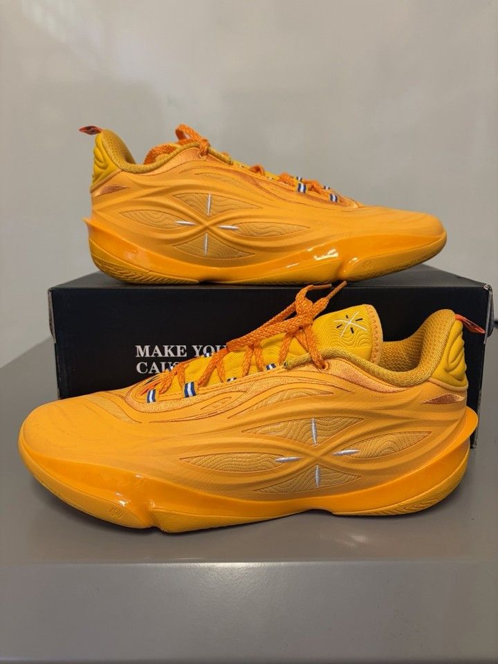 Li-Ning Li-Ning Way Of Wade 808 5 Ultra V2 Orange size 9 ABAV045-16 Size US 9 / EU 42 - 1 Thumbnail