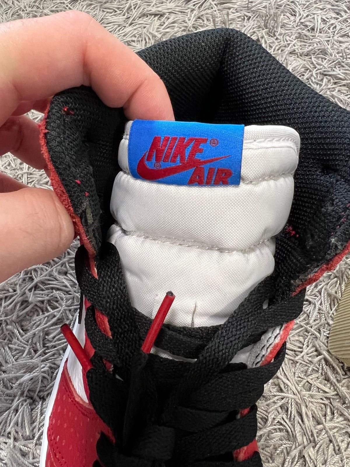 Nike Jordan 1 Retro High Spider Man Origin Story Size US 8.5 / EU 41-42 - 9 Thumbnail