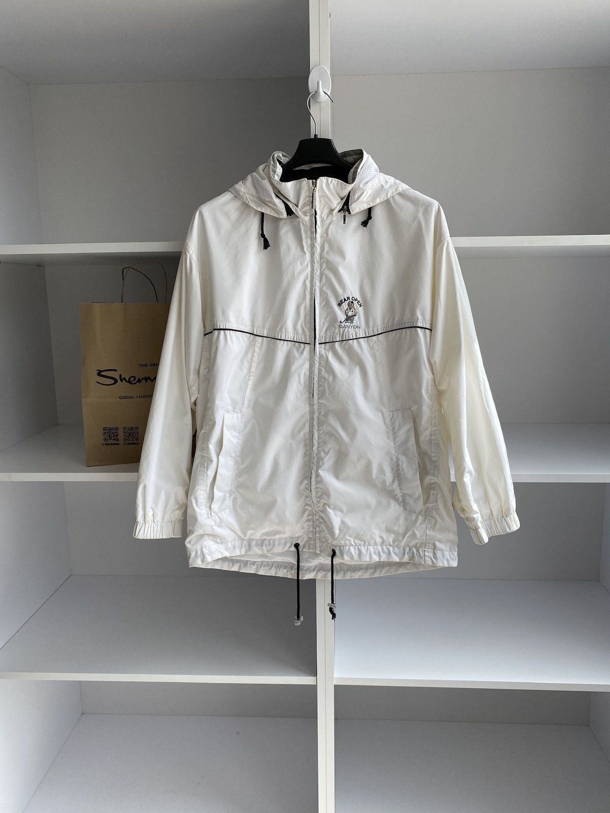 Vintage Bear open Canyon white coat Size US L / EU 52-54 / 3 - 2 Thumbnail