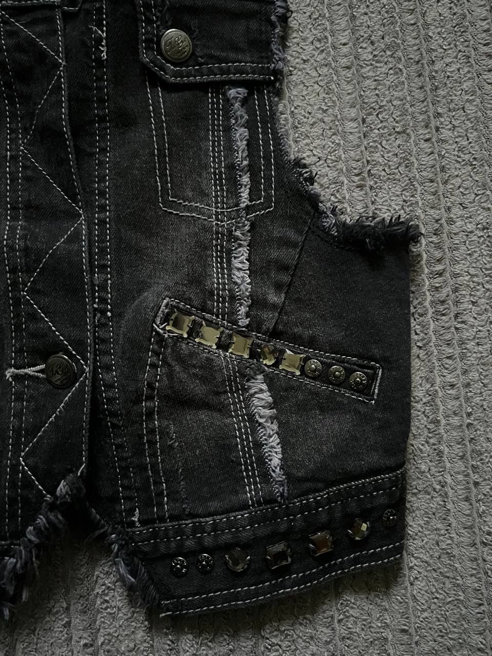 If Six Was Nine × Le Grande Bleu (L.G.B.) × Vintage Vintage Y2K Distressed Opium Owens Style Denim Vests Size US S / EU 44-46 / 1 - 2 Thumbnail