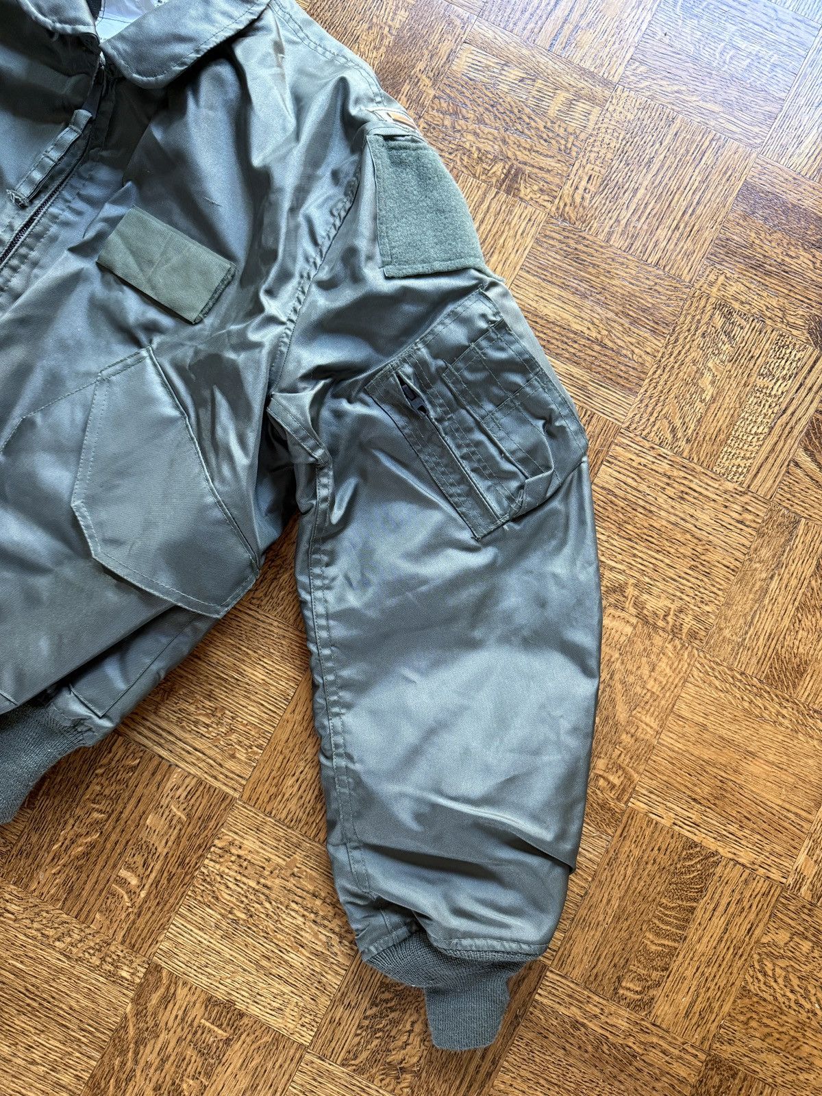 Vintage Vintage 80s USAF Flyer's Bomber Military Jacket Size US L / EU 52-54 / 3 - 5 Thumbnail