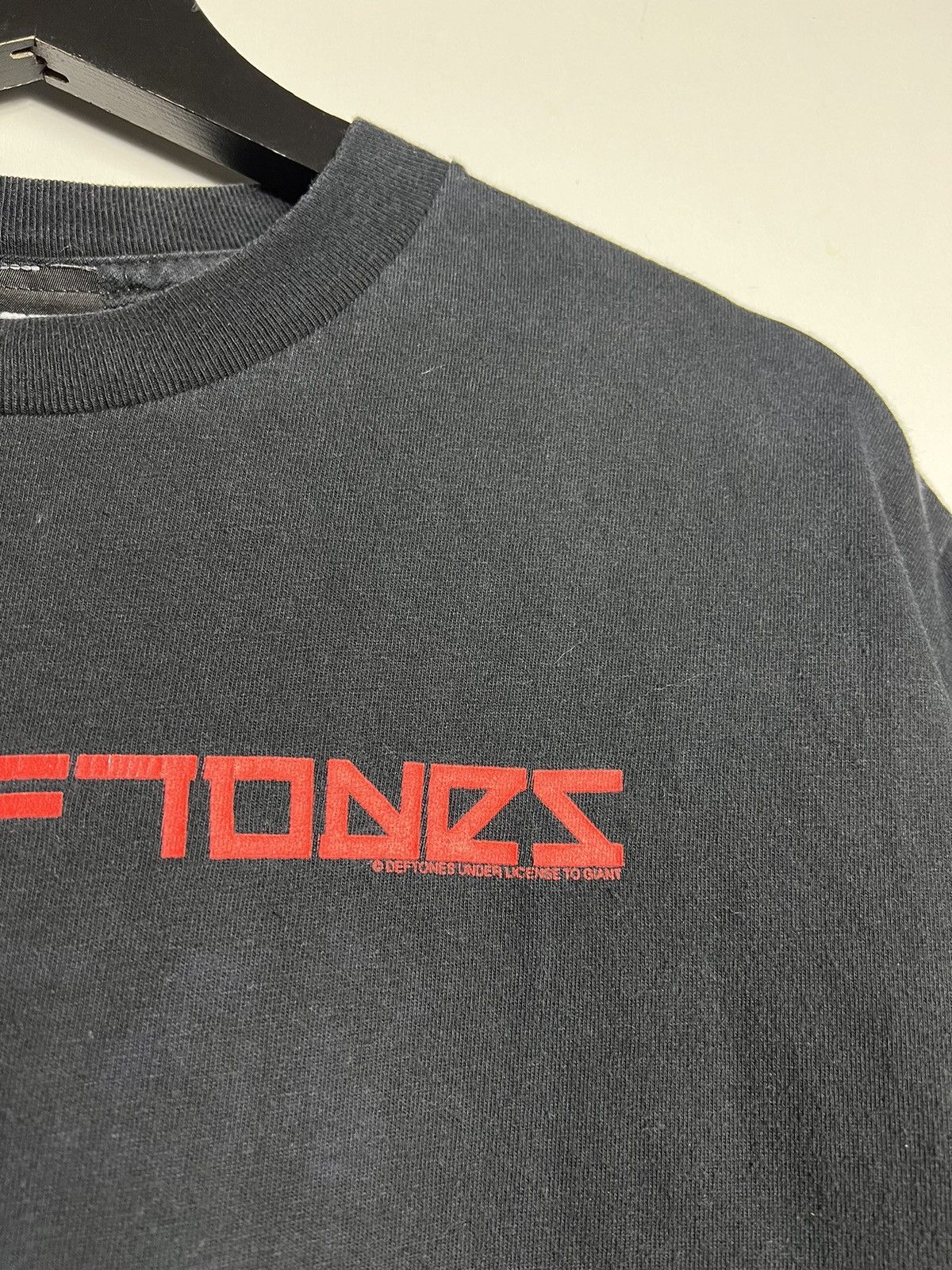 Band Tees × Vintage Vintage 2000s Deftones Band Album Tee Size US M / EU 48-50 / 2 - 3 Thumbnail