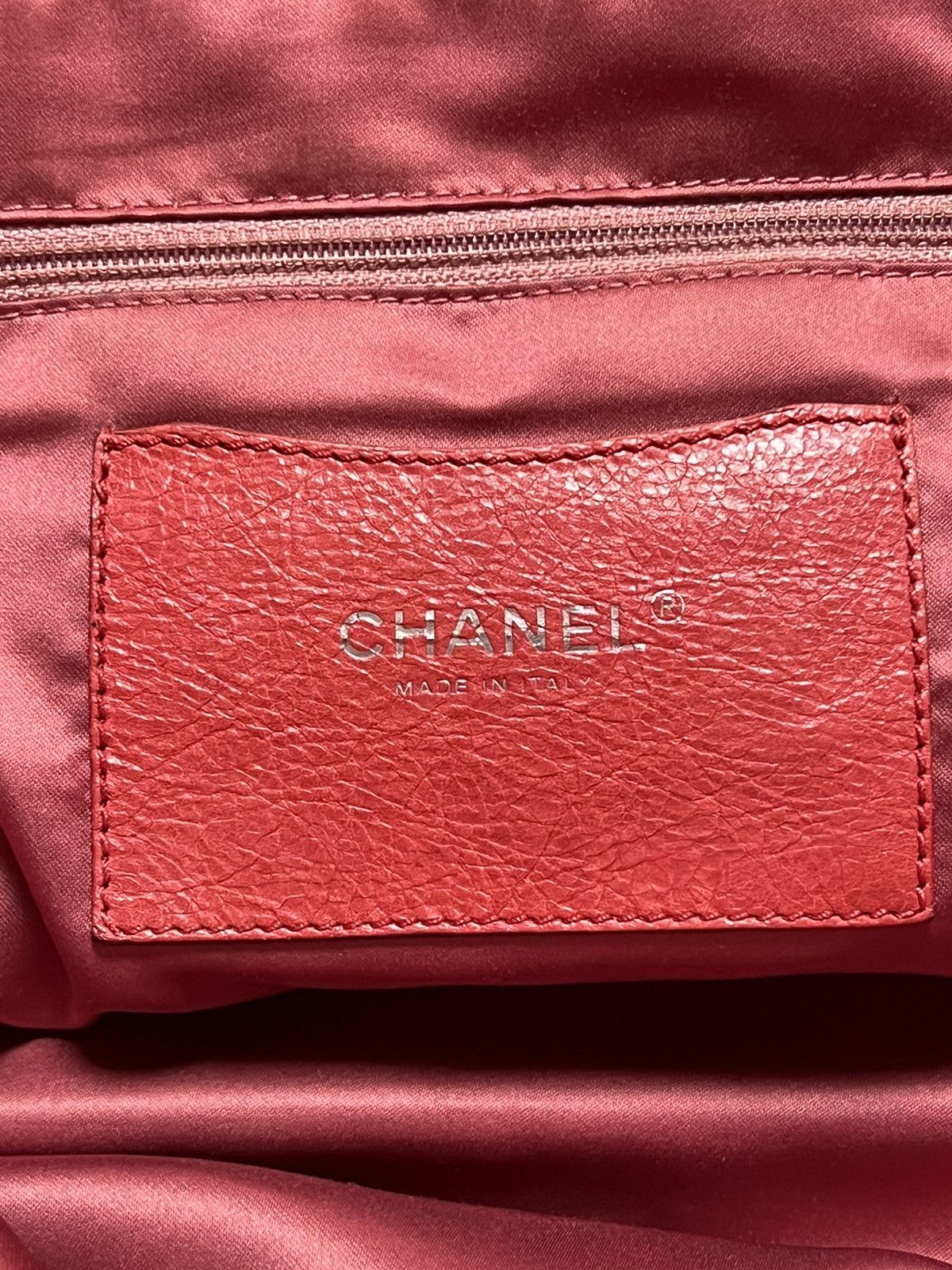 Chanel Chanel On The Road Tote Red Calfskin Leather Bag Size ONE SIZE - 12 Thumbnail