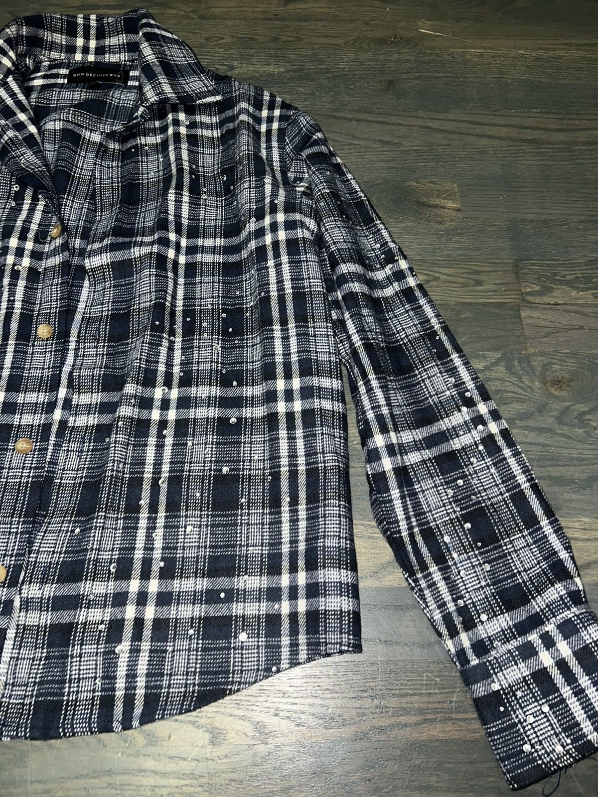 Who Decides War Who decides war crystal flannel Size US L / EU 52-54 / 3 - 4 Thumbnail