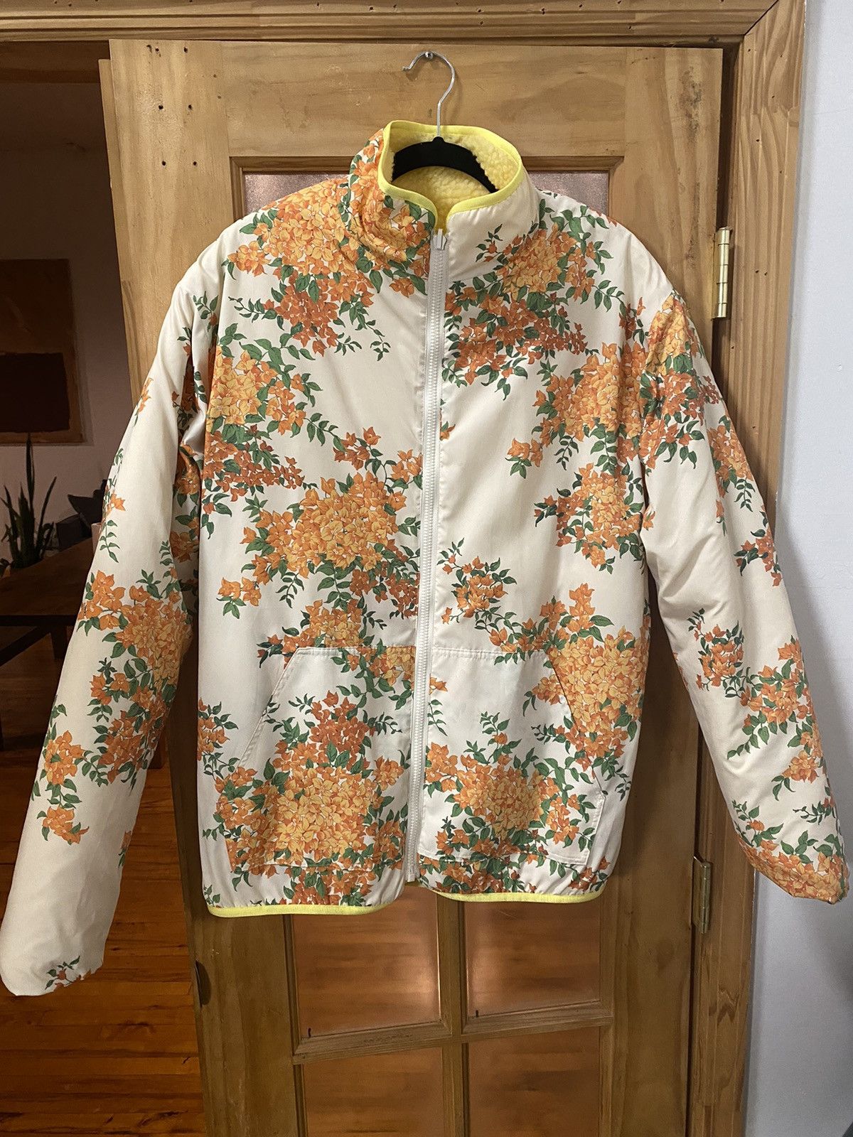 John Elliott John Elliott - Reversible Polar Fleece Bougainvillea (3/L) Size US L / EU 52-54 / 3 - 4 Thumbnail