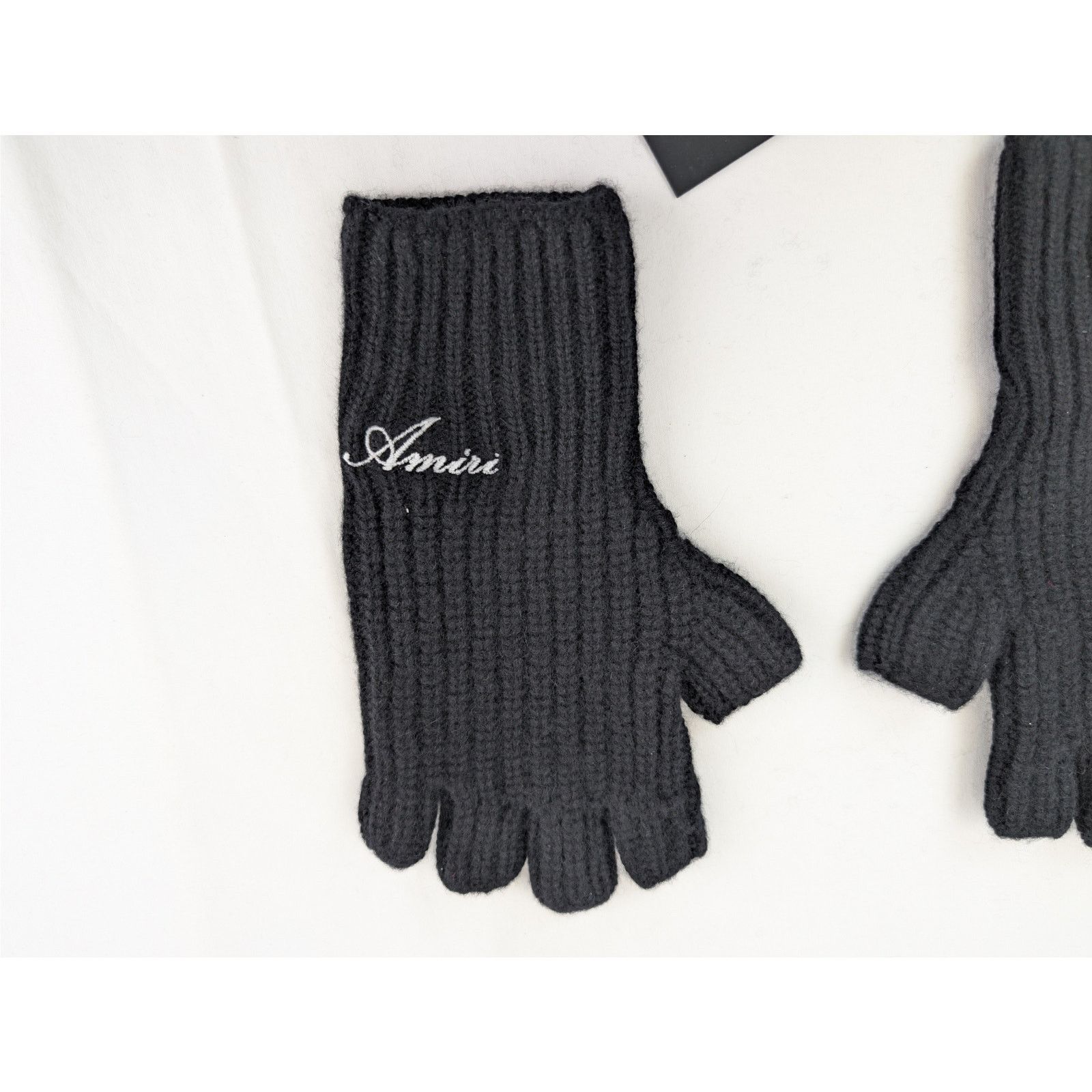 Amiri o1rshd1 Q:5 / Size: OS / Cashmere Fingerless Gloves in Black Size ONE SIZE - 3 Thumbnail