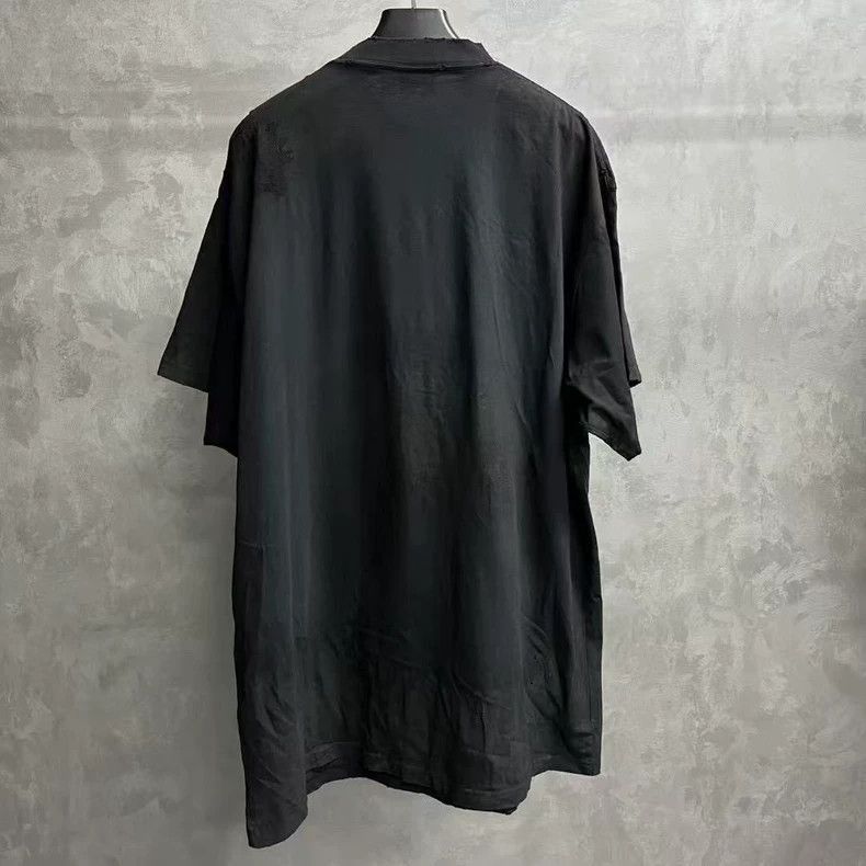 Balenciaga Balenciaga Black monogrammed embroidered badge crew neck sh Size US S / EU 44-46 / 1 - 5 Thumbnail