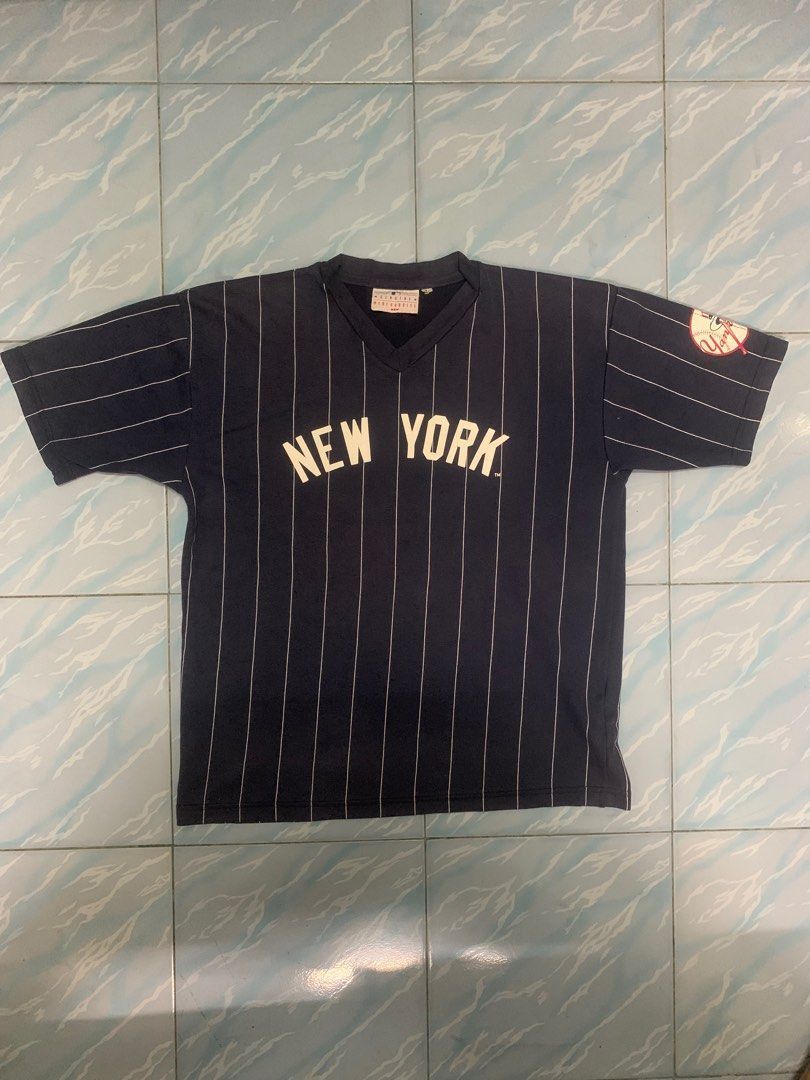 MLB Vintage New York Yankees Pinstripe V Neck Jersey MLB Size US L / EU 52-54 / 3 - 1 Thumbnail