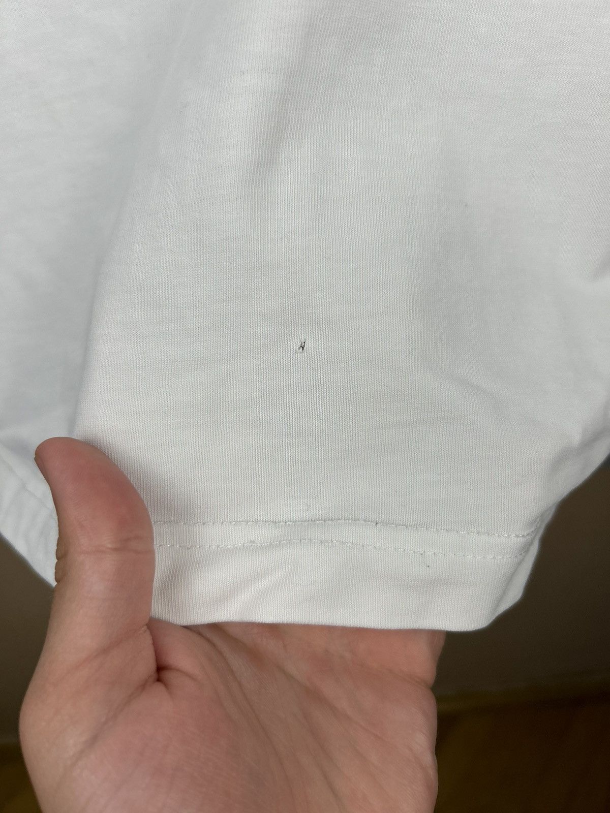 Balenciaga Balenciaga Homme Logo T shirt White Size US S / EU 44-46 / 1 - 22 Thumbnail