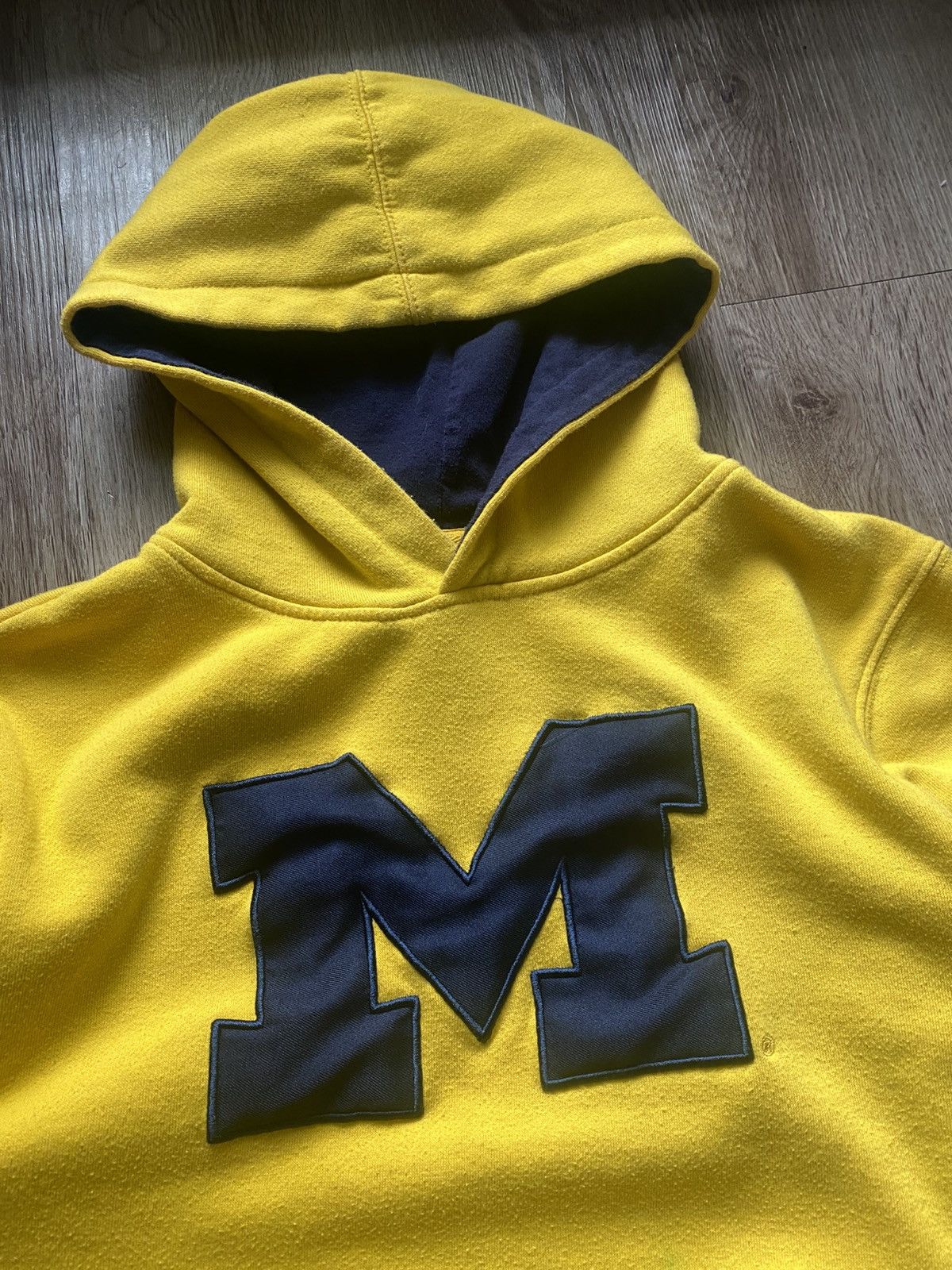 Vintage 00s Michigan Wolverines Hoodie Size US S / EU 44-46 / 1 - 3 Thumbnail
