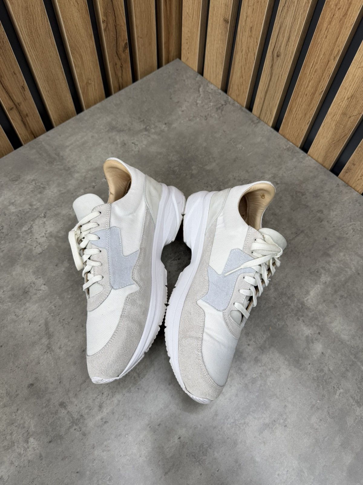 Suitsupply Suitsupply White Suede & Textile Sneakers Men’s Size 43 Size US 10 / EU 43 - 9 Thumbnail