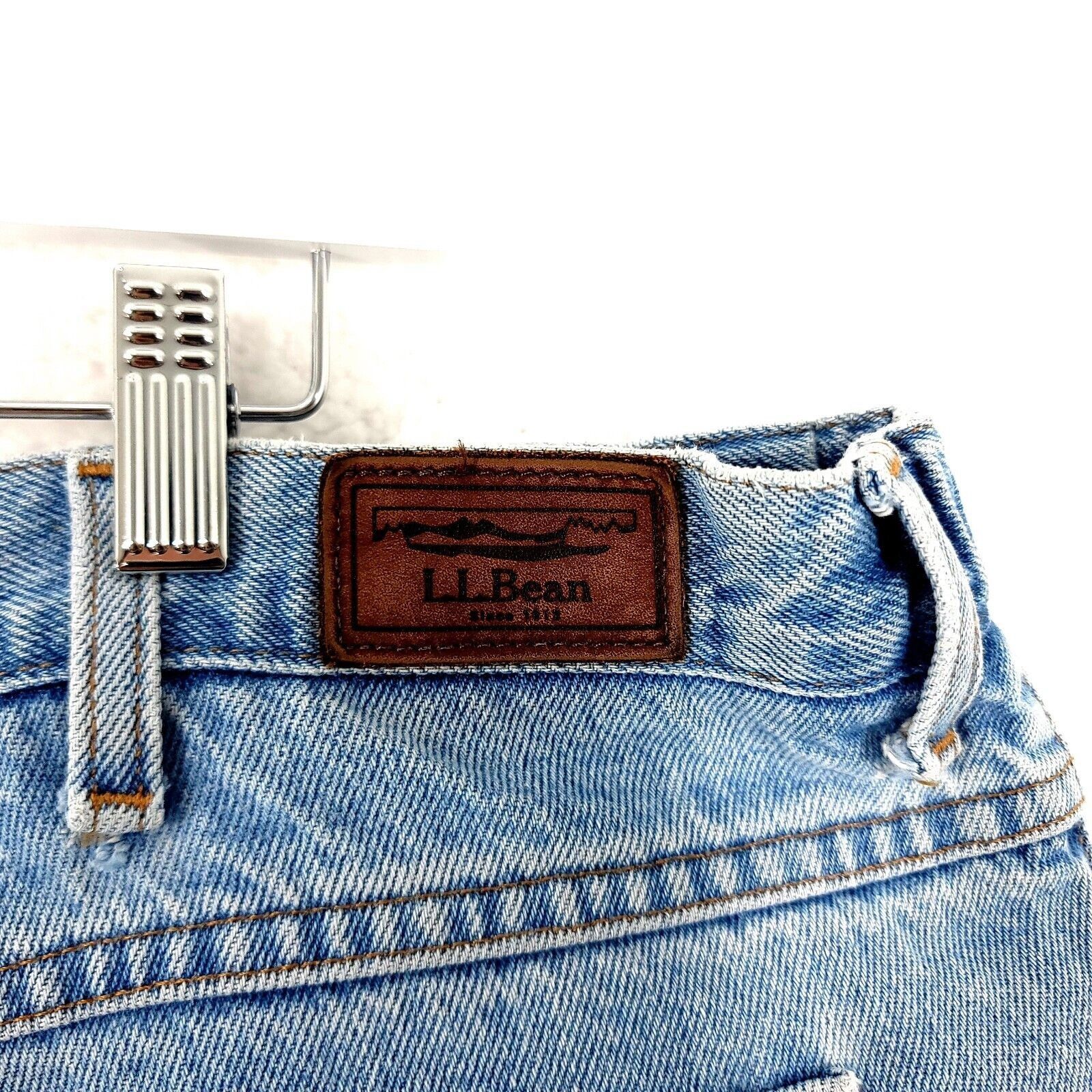 L.L. Bean L.L. Bean Light Blue Adjustable Comfort Waist Denim High Ris Size US 42 / EU 58 - 5 Thumbnail