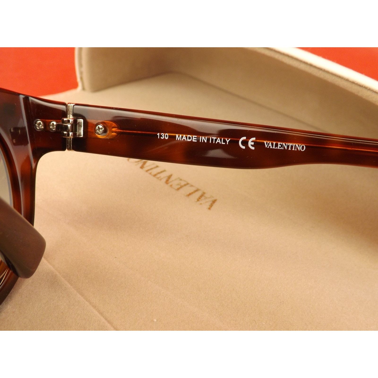 Valentino VALENTINO ROCKSTUDS DARK BROWN PLASTIC FRAME SUNGLASSES ITAL Size ONE SIZE - 10 Thumbnail