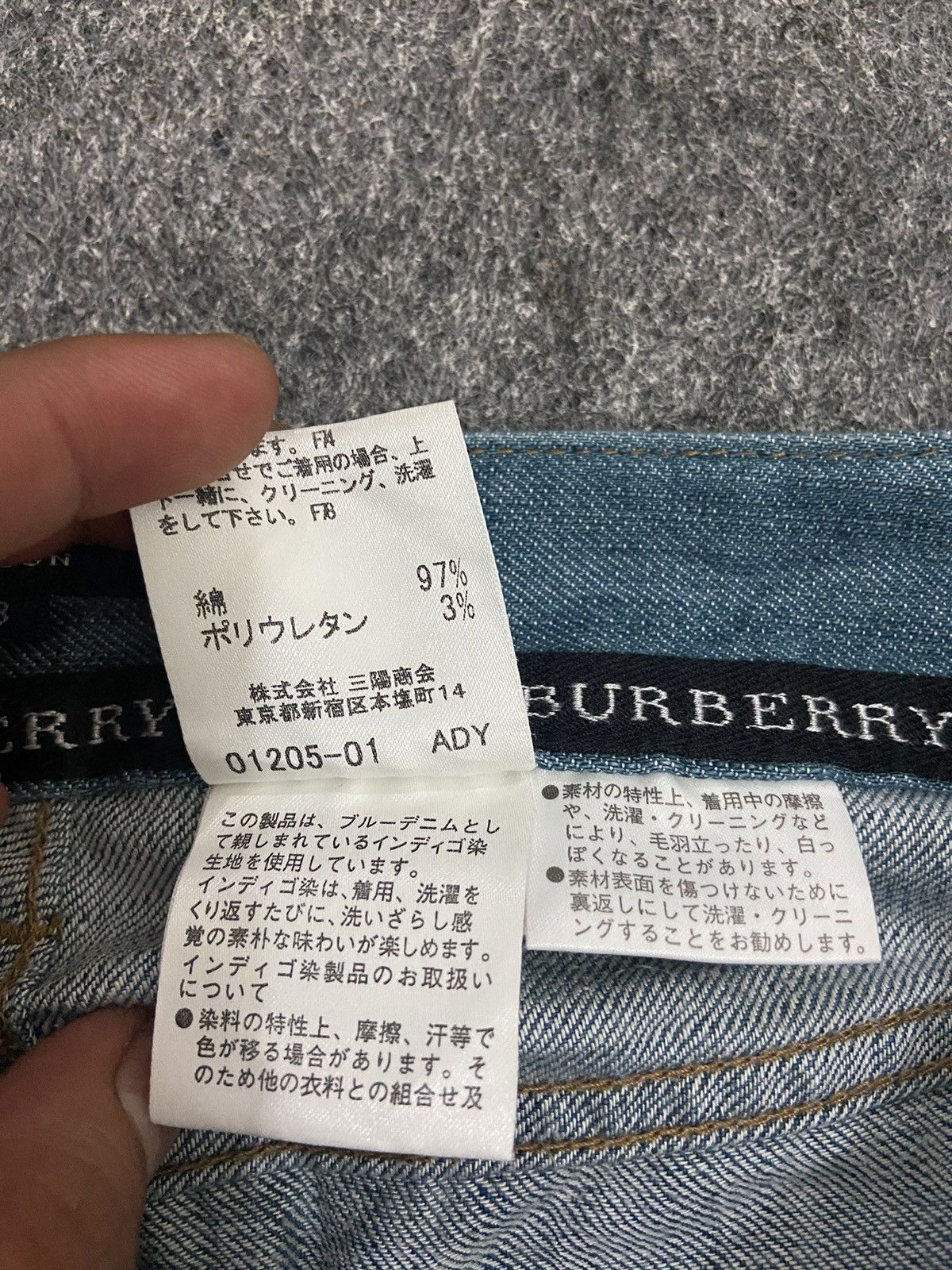 Burberry × Vintage Vintage Y2K burberry london denim pants Size 26" / US 2 / IT 38 - 10 Thumbnail