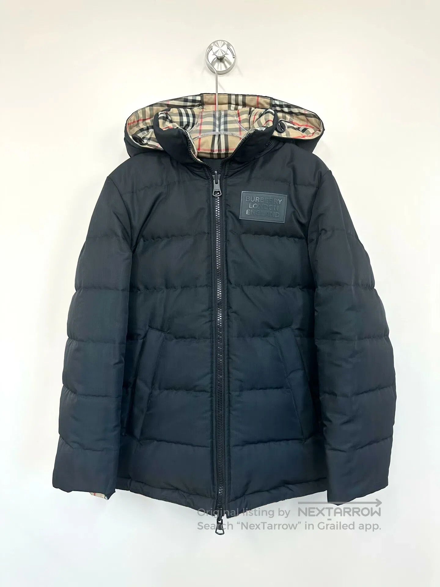 Burberry Burberry Classic checkered emblem logo double-sided down j Size XS / US 0-2 / IT 36-38 - 3 Thumbnail