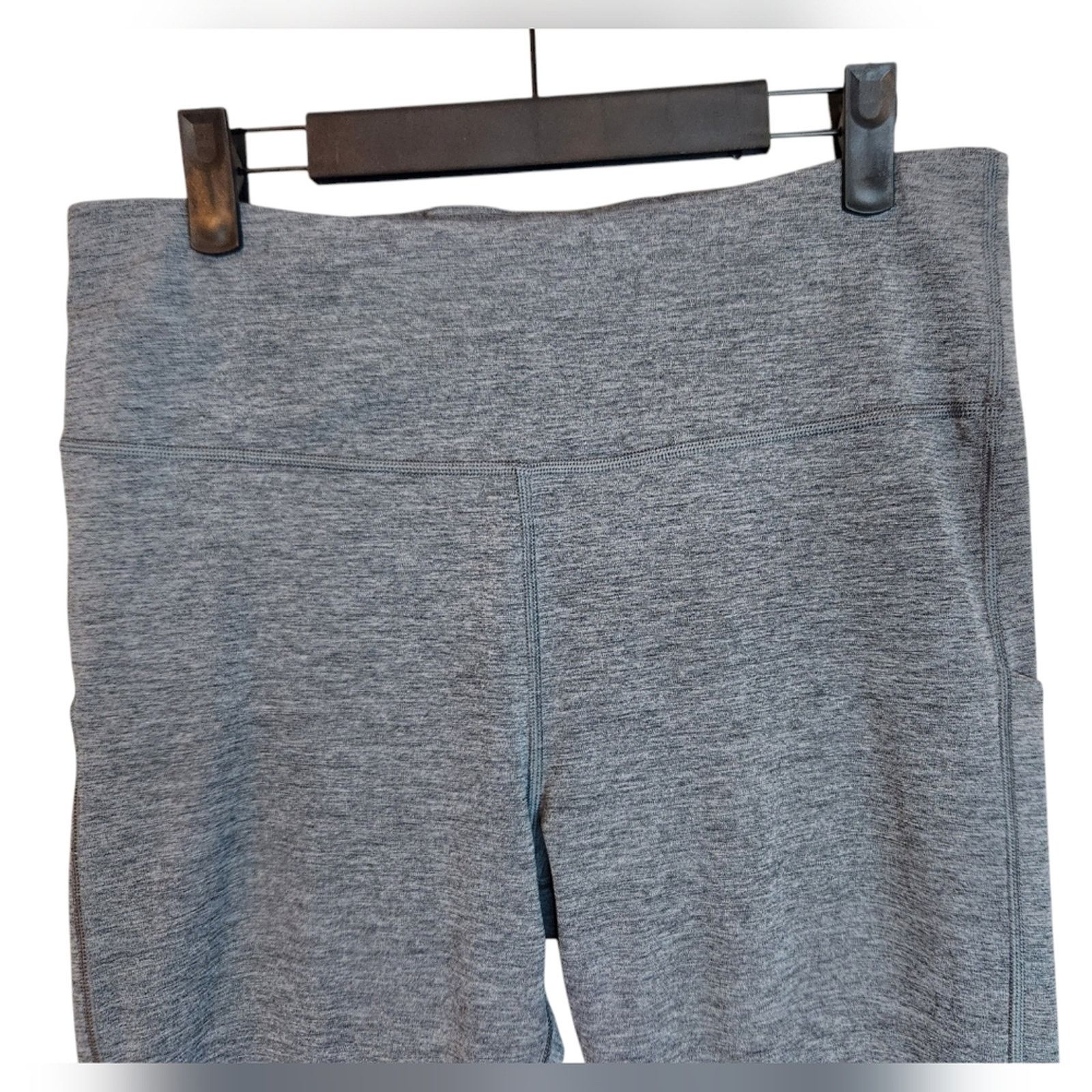 Athleta Athleta Ultimate stash pocket capri Large Size 31" - 7 Thumbnail