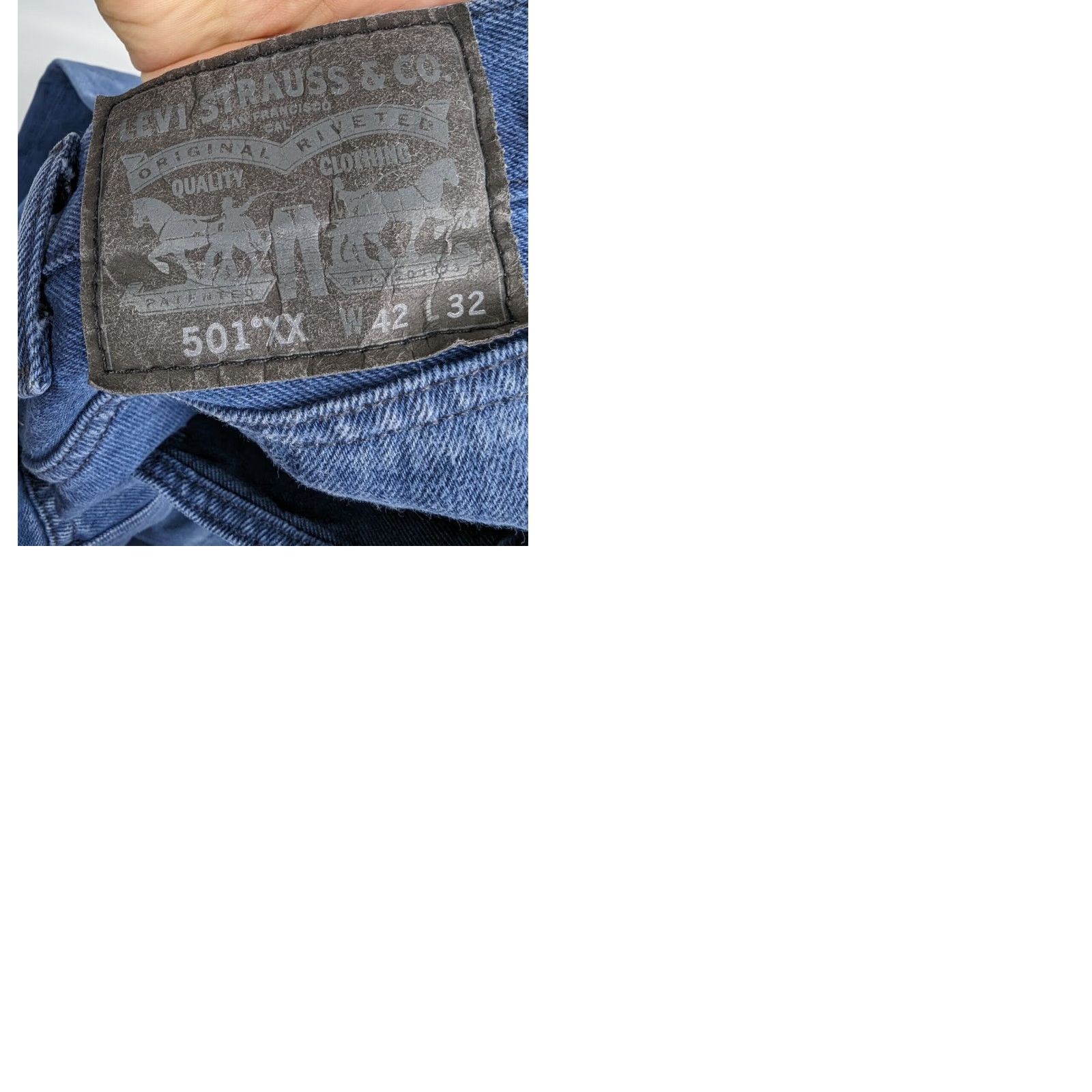 Levi's VINTAGE Levis 501xx Jeans Blue Denim Straight Button Fly Mens 40x30 Inseam 30 Solid Denim Medium Wash Levi's 501 XX Logo Jeans Mens New title Size US 40 / EU 56 - 10 Thumbnail