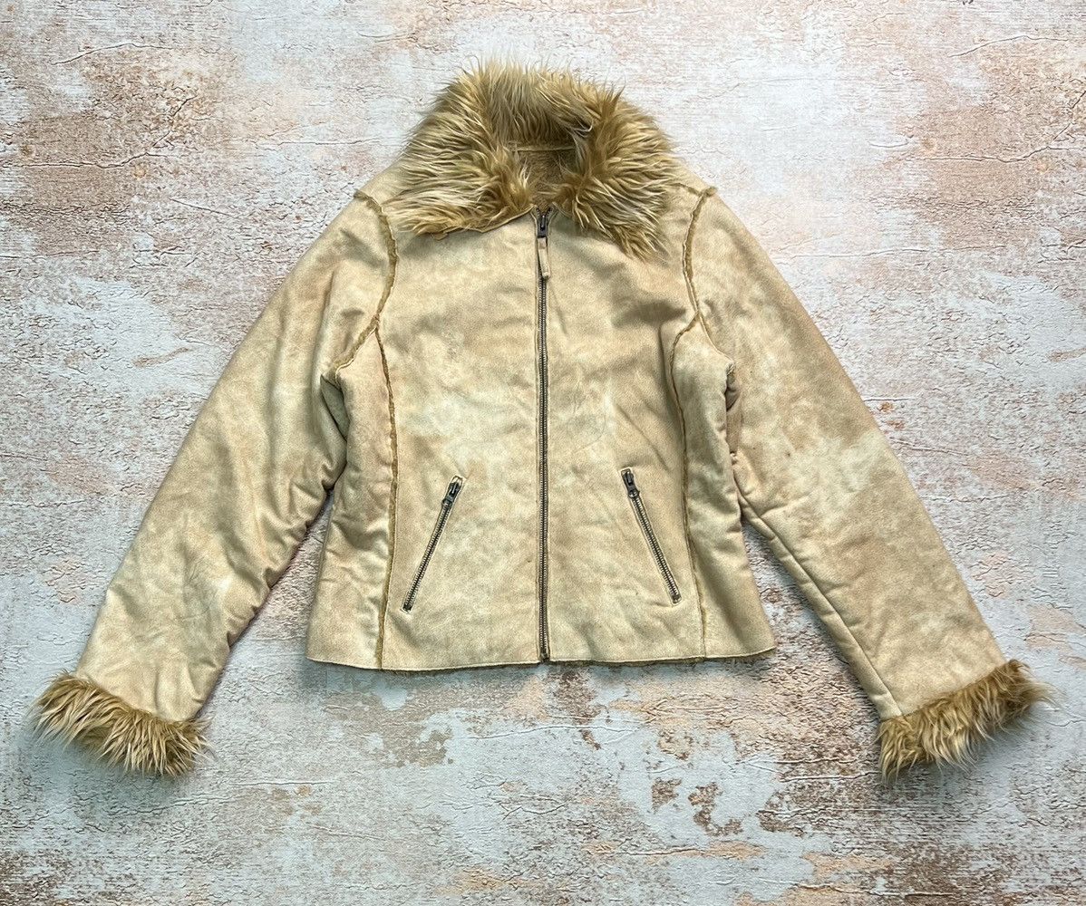 image of 20471120 x Avant Garde Vintage Japanese Fur Jacket in Beige, Women's (Size Small)