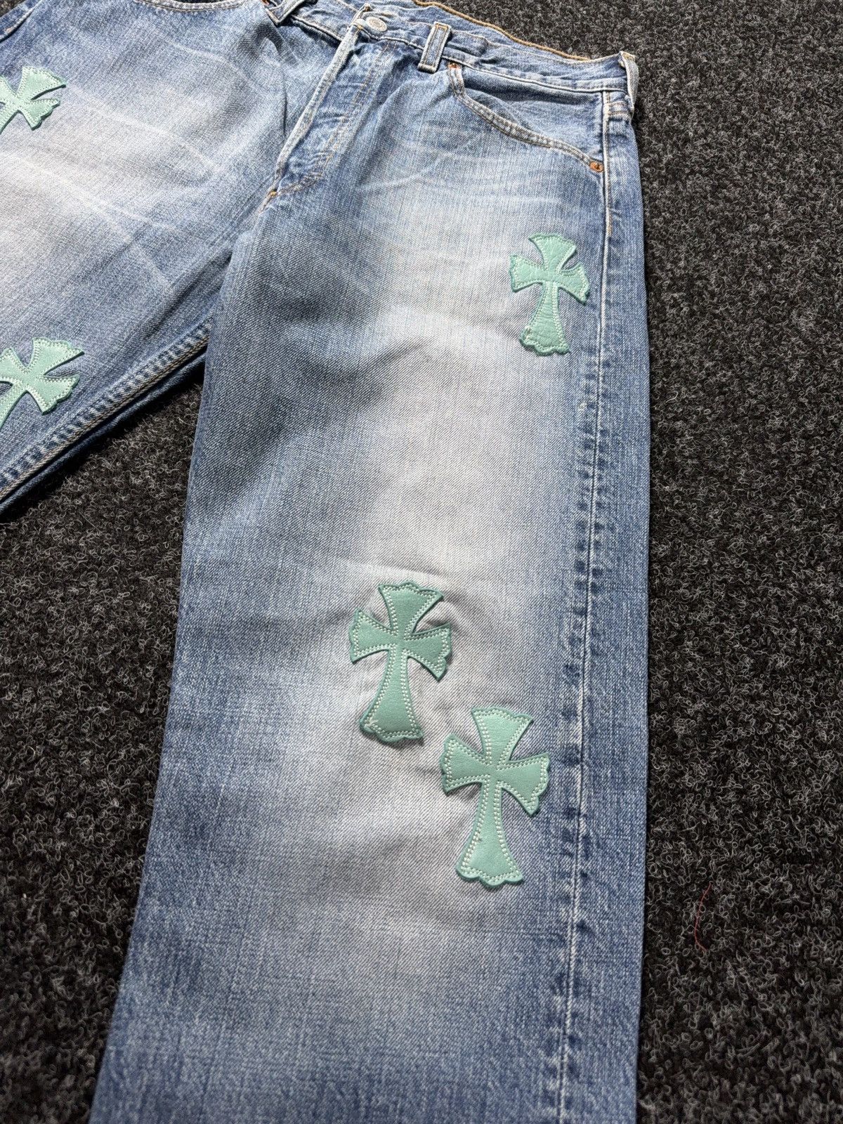 Levi's Vintage💥 90s ‼️Custom Chrome Hearts Style Cross Denim Jeans Size US 32 / EU 48 - 7 Thumbnail