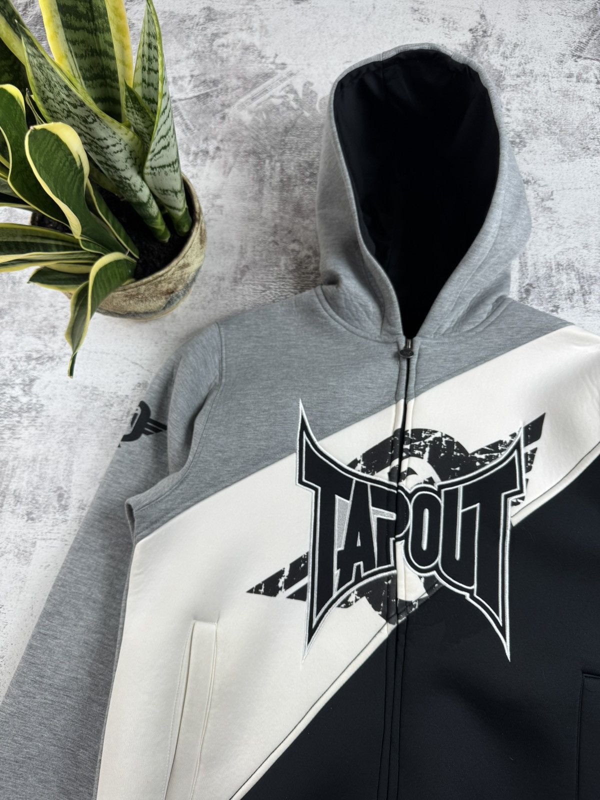 Tapout Tapout Men’s XL Gray Hip Hop USA Y2K Rap Zip Bomber Hoodie Pullover Sweatshirt Size US XL / EU 56 / 4 - 5 Thumbnail