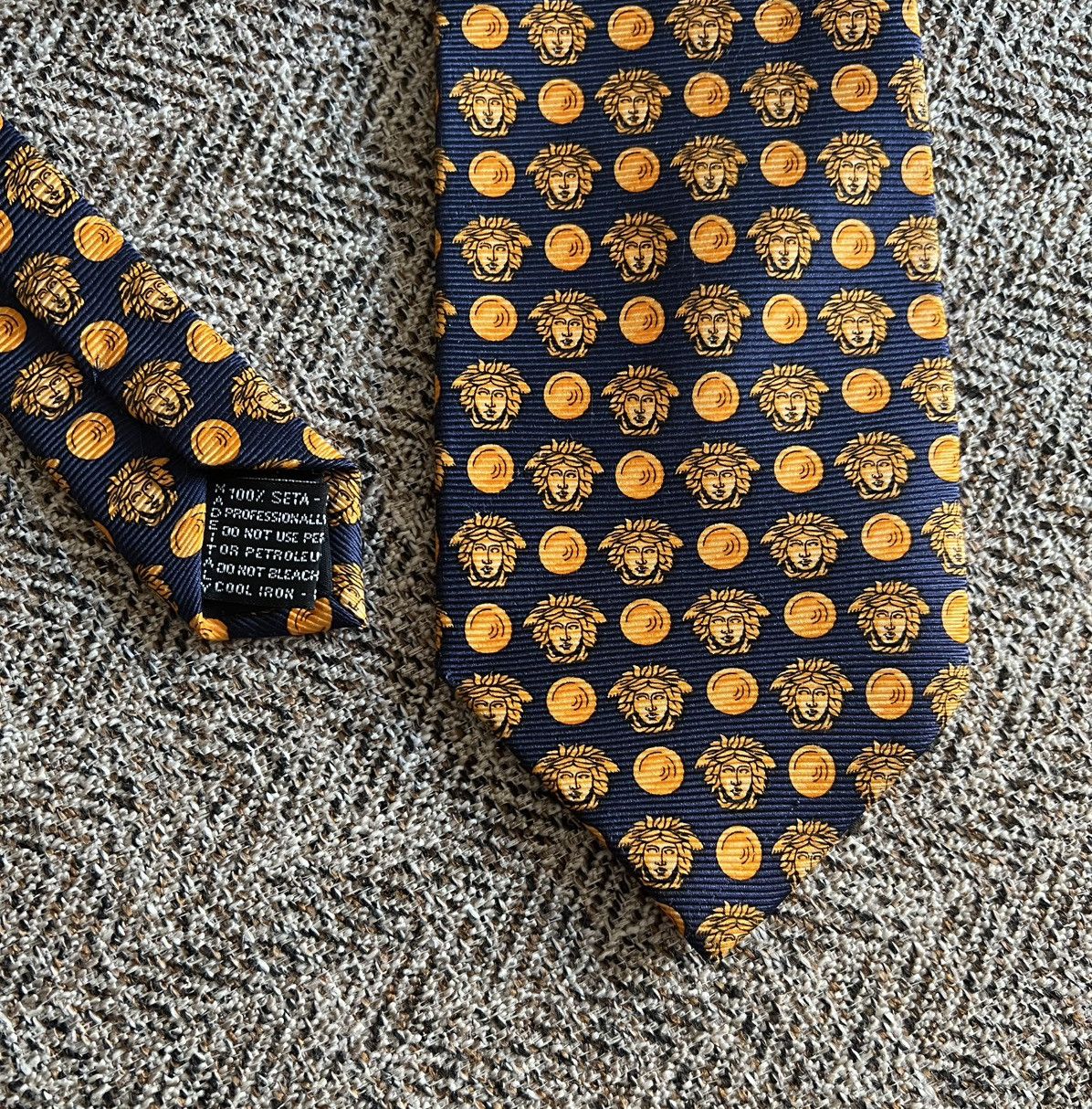 Versace × Vintage Vintage Gianni Versace Golden Medusa Monogram Silk Tie Size ONE SIZE - 2 Thumbnail