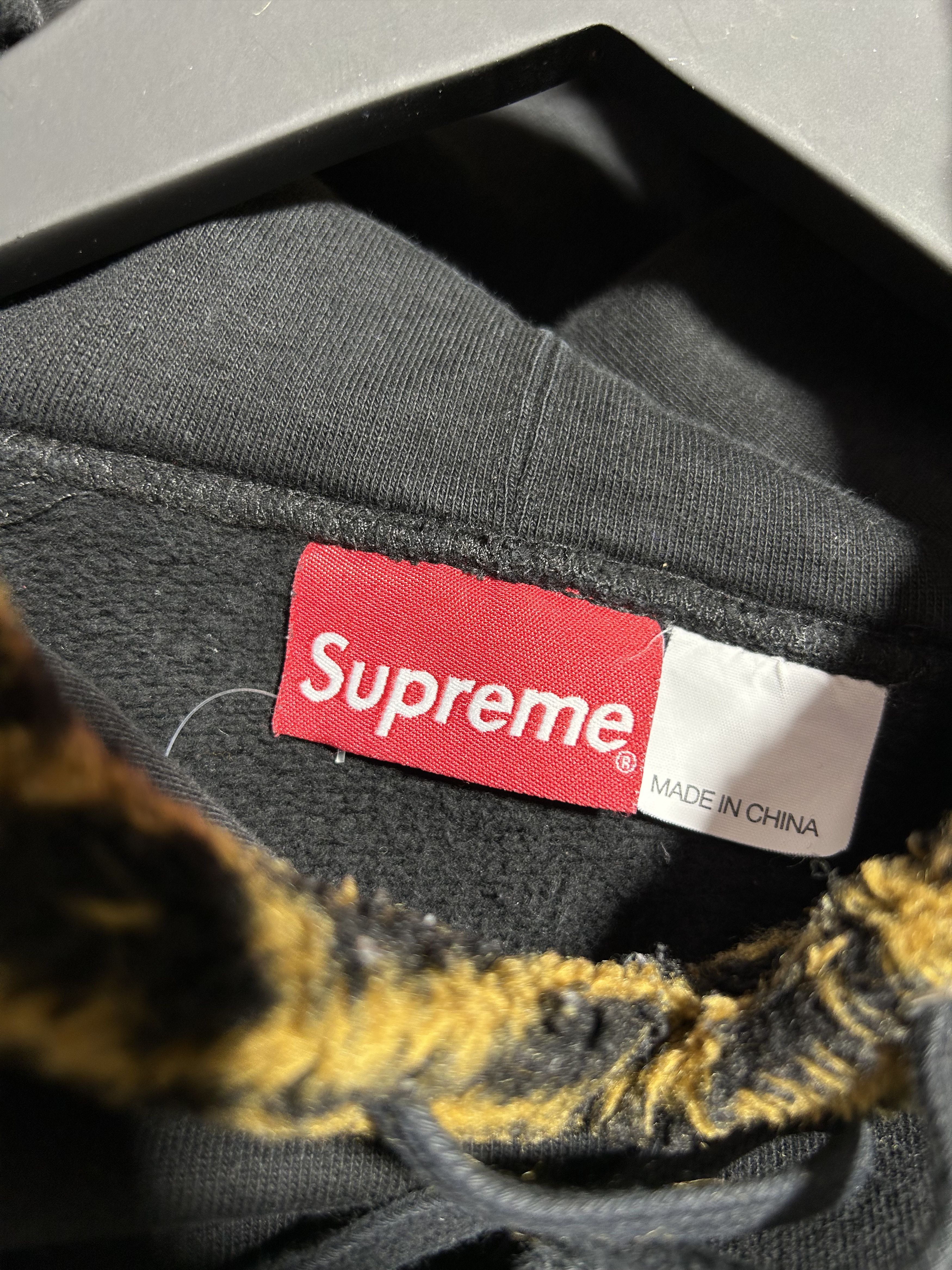 Supreme Supreme Leopard Trim Hoodie Size US XL / EU 56 / 4 - 4 Thumbnail
