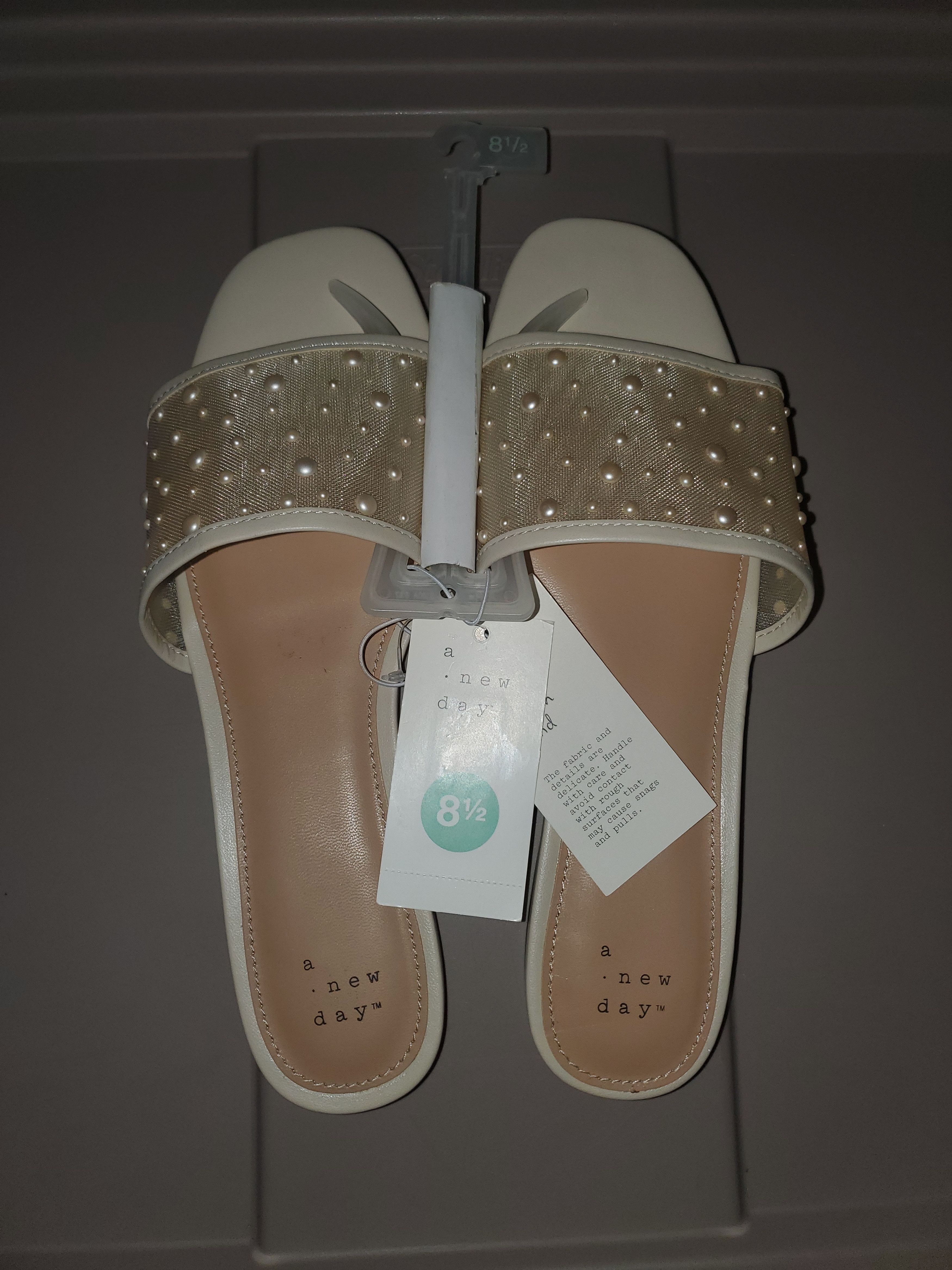 Other *NWT* Cream mesh + pearl embellished sandals (size 8.5) Size US 8.5 / IT 38.5 - 1 Thumbnail