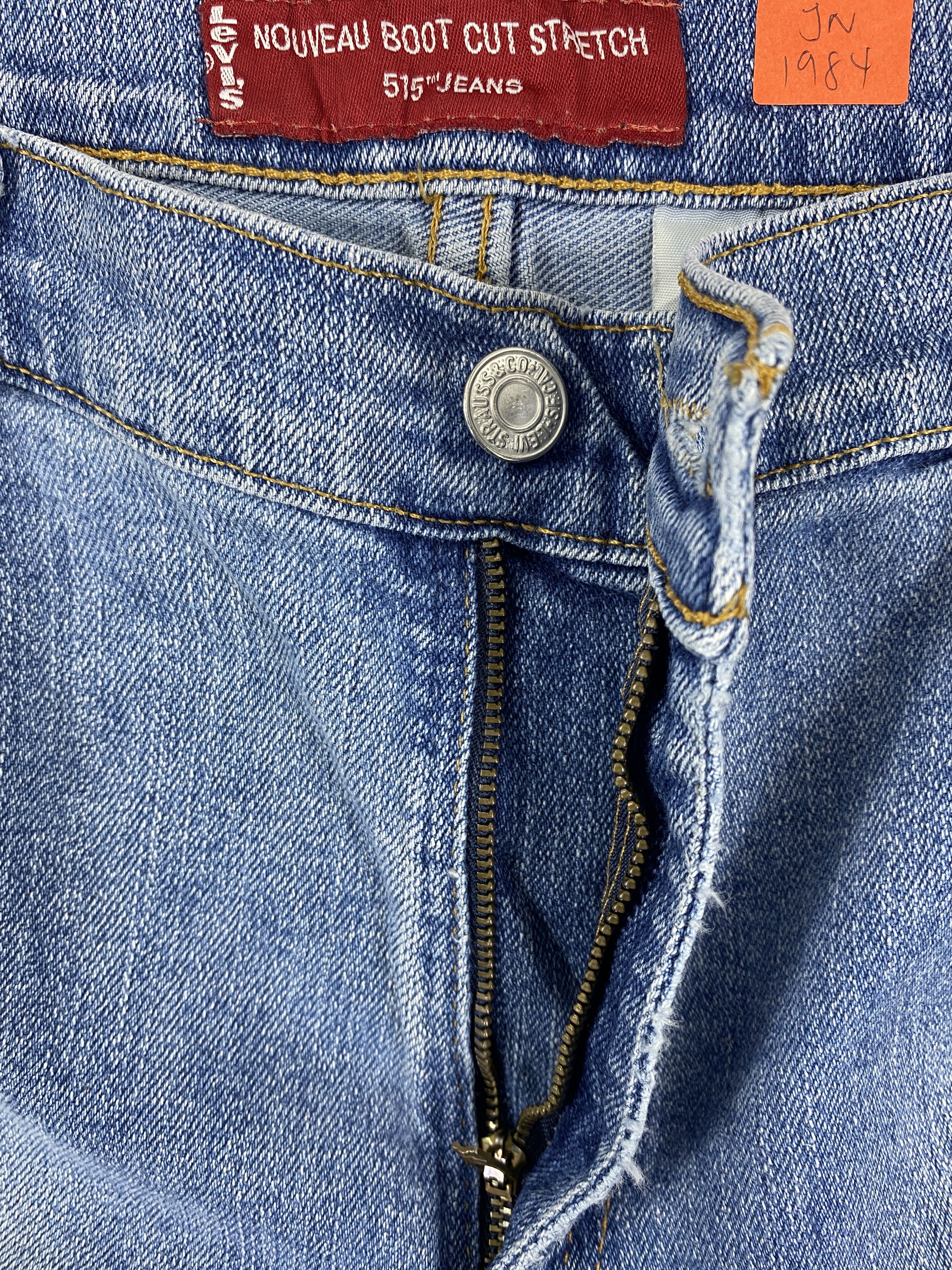 Levi's Distressed Blue Vintage Levi's 515 35x32.5 Denim -JN1984 Size US 35 - 6 Thumbnail