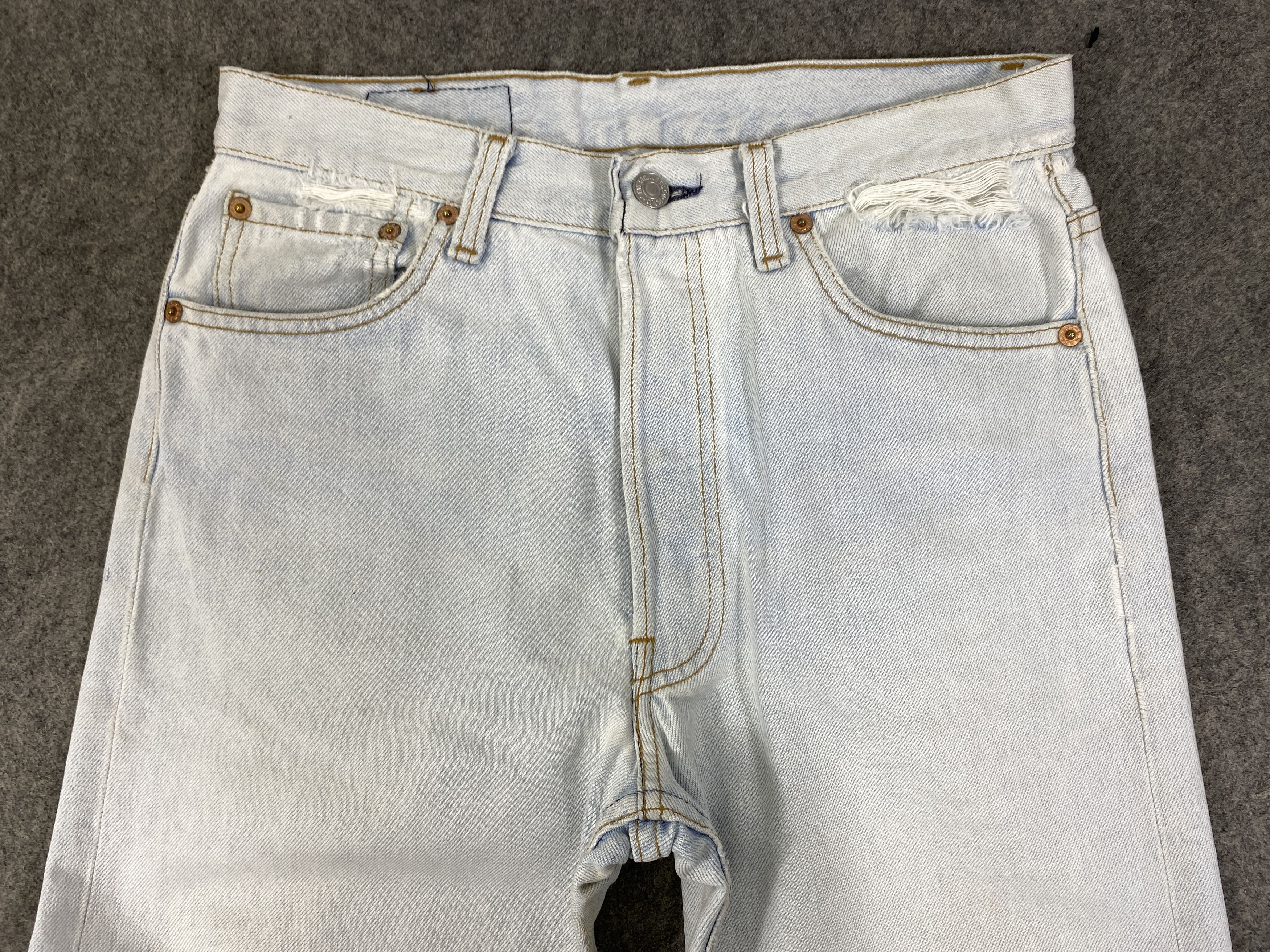 Japanese Brand Light Blue Wash Vintage Levis 501 Jeans 28x29 - JN3197 Size US 28 / EU 44 - 3 Thumbnail