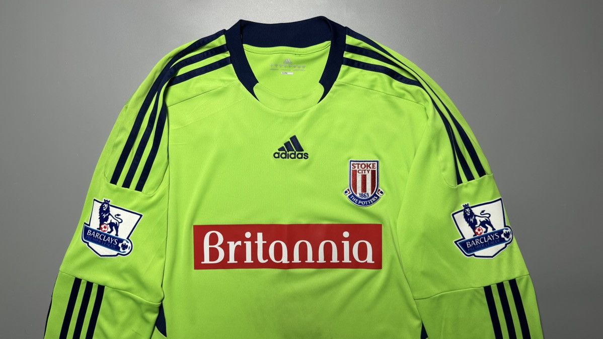 Vintage STOKE CITY ADIDAS 2011/2012 FOOTBALL GK JERSEY #1 BEGOVIC Size US L / EU 52-54 / 3 - 3 Thumbnail
