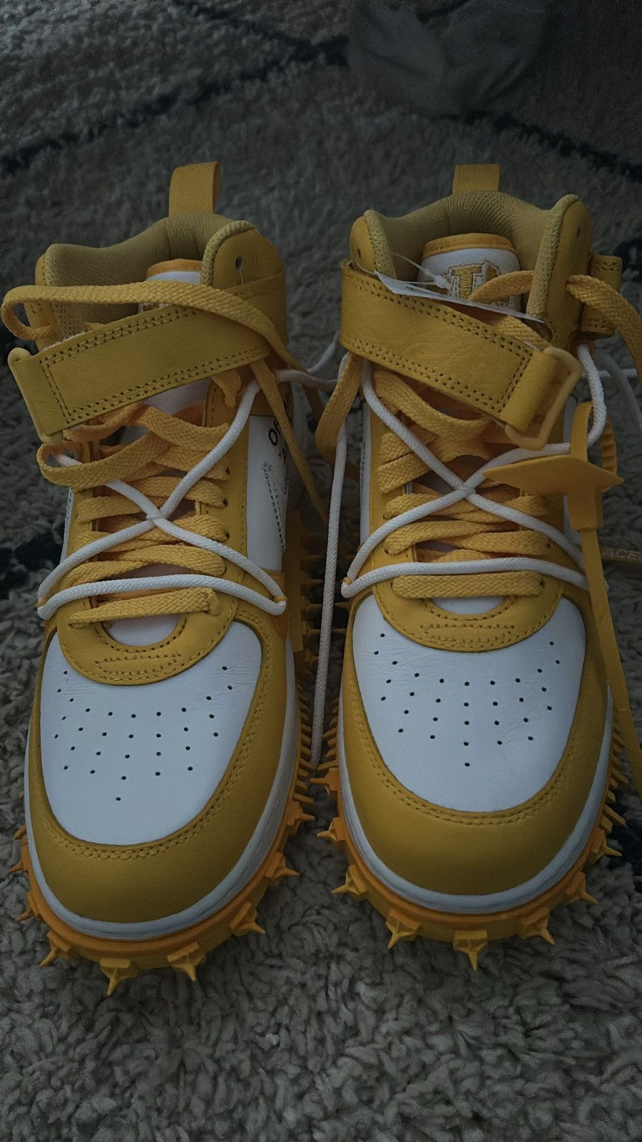 Nike × Off-White Off-White x Air Force 1 Mid SP Leather 'Varsity Maize Size US 9 / EU 42 - 3 Thumbnail