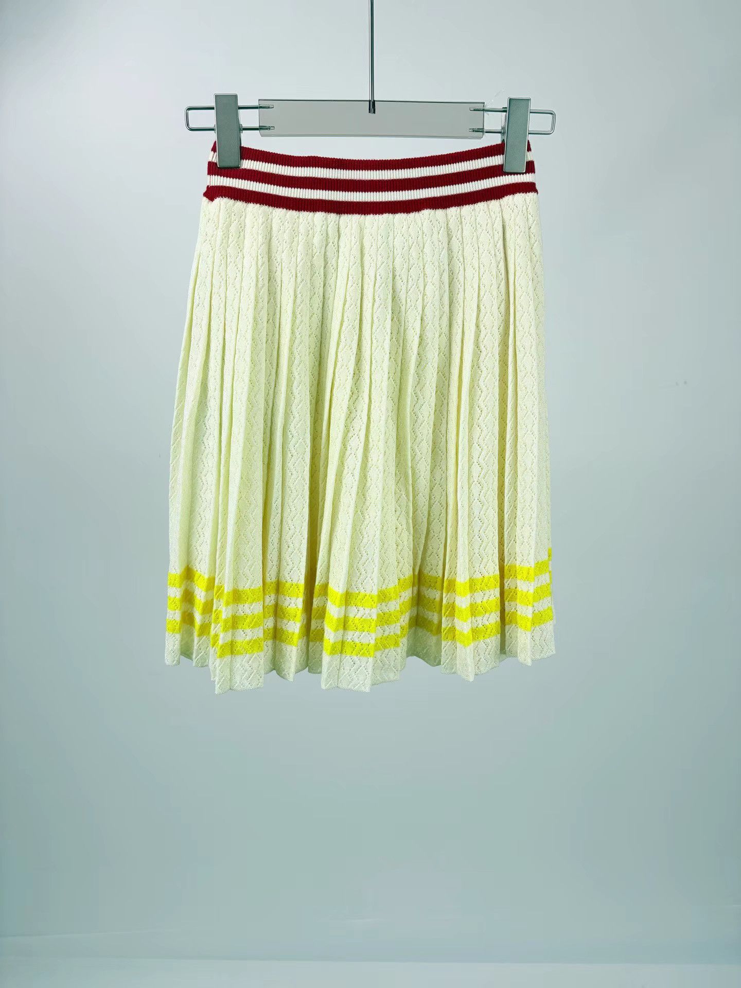 Gucci GUCCI × ADIDAS Clover Knitted Skirt with Silk Lining K1 Size 29" - 2 Thumbnail