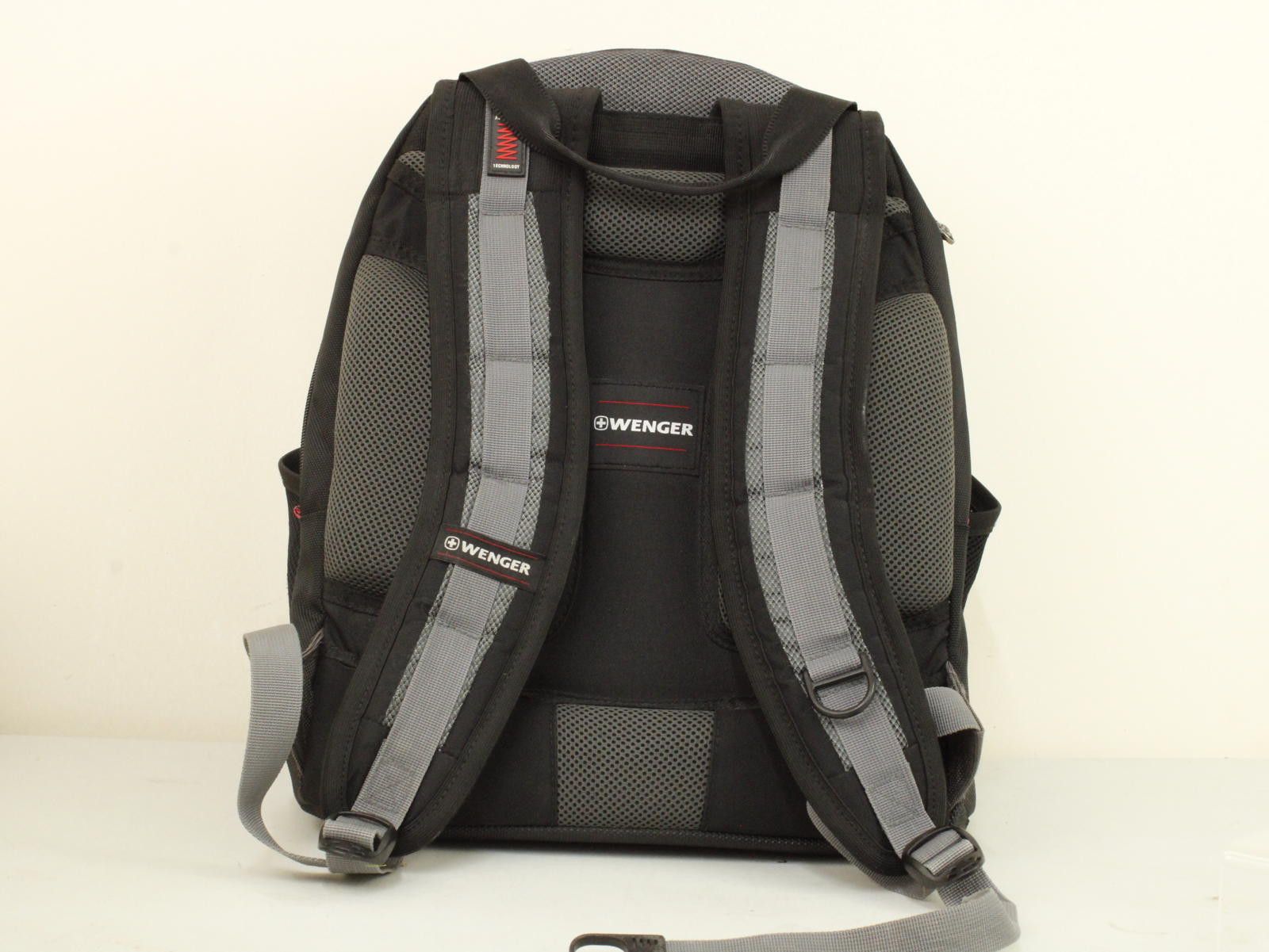 Other Wenger Black and Grey Women's Backpack Carry Bag Size ONE SIZE - 3 Thumbnail