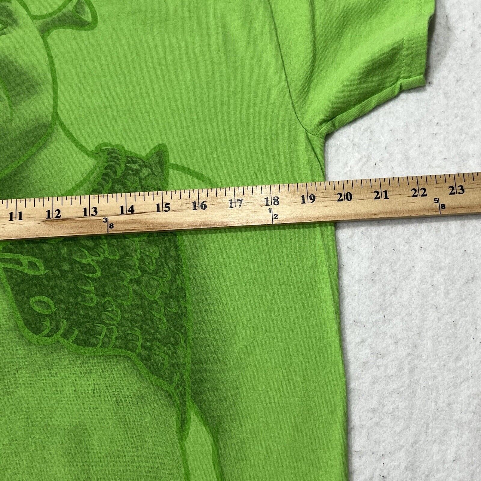 Universal Studios Universal Studios Medium Shrek 4-D Green Graphic T Shirt Size US M / EU 48-50 / 2 - 7 Thumbnail