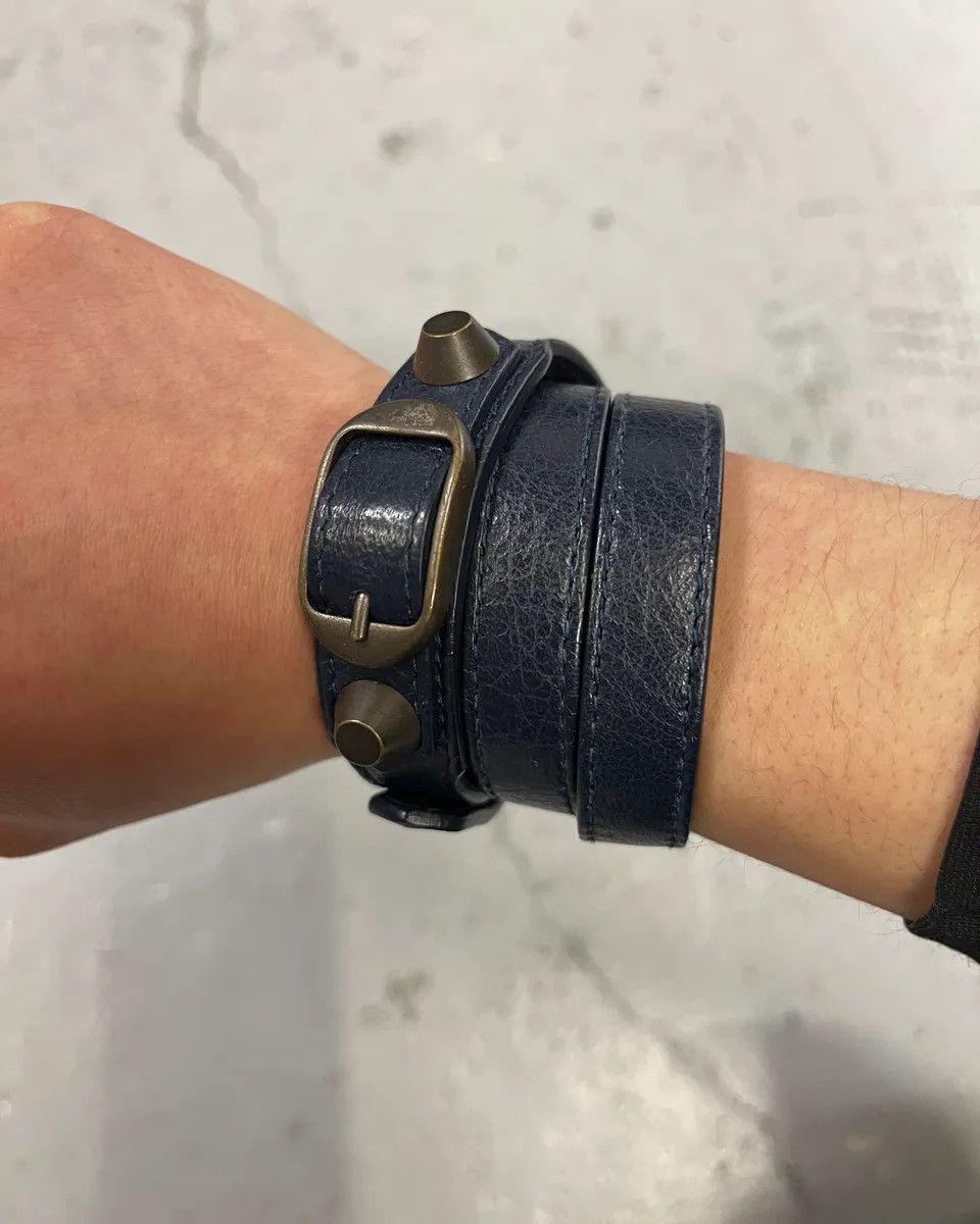 Balenciaga Balenciaga Navy Leather Double-Wrap Buckle Bracelet Size ONE SIZE - 3 Thumbnail
