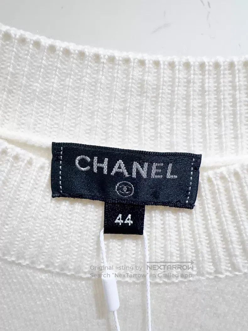 Chanel Chanel Cruise series sweater Size M / US 6-8 / IT 42-44 - 2 Thumbnail