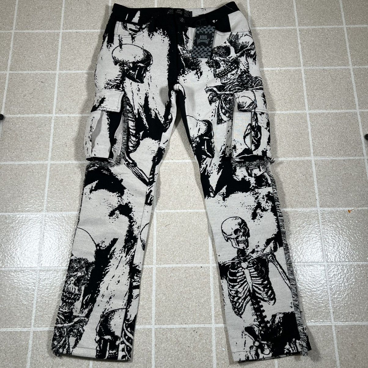Other Rebel Vengeance Skull Skeleton Tapestry Cargo Pant Sz30 Goth Size US 30 / EU 46 - 1 Thumbnail