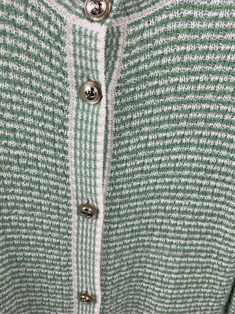 Chanel Chanel Green Single-Breasted Knit Dress. Size US M / EU 48-50 / 2 - 3 Thumbnail