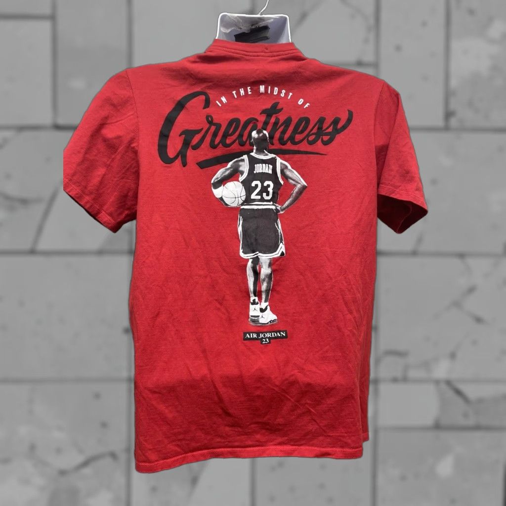 Jordan Brand VINTAGE Air Jordan T-Shirt Men Medium Red Graphics 90s Basketball Shirt Size US M / EU 48-50 / 2 - 1 Thumbnail