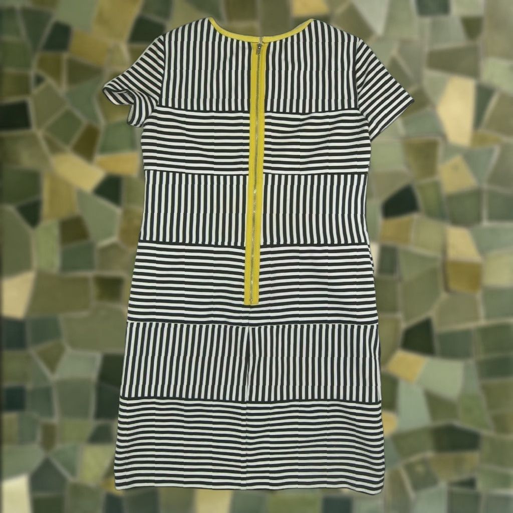 MAGGY LONDON Maggy London Black White Stripe Short Sleeve Pencil Dress Women Size 4 Size 27" / US 4 / IT 40 - 1 Thumbnail