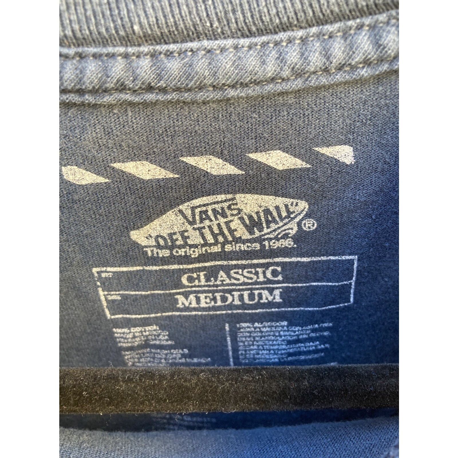Vans VANS Off The Wall T-Shirt Mens Blue 100% Cotton Short Sleeve Crew Neck Regular Fit Graphic Print Embroidered Logo Skateboarding 80s 90s Vintage No N/A Size US M / EU 48-50 / 2 - 3 Thumbnail