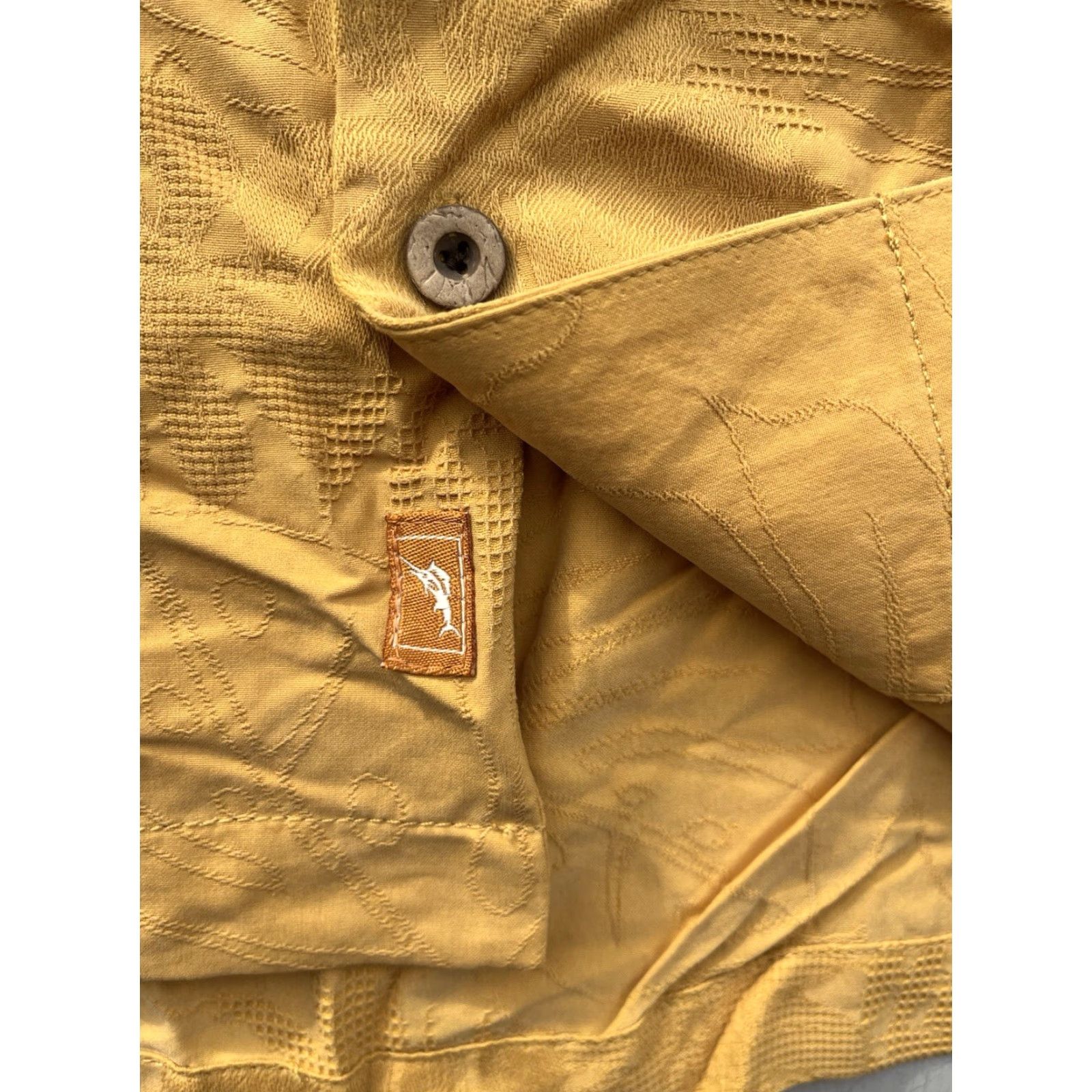 Tommy Bahama VINTAGE? (No) — Not vintage. Size US L / EU 52-54 / 3 - 5 Thumbnail