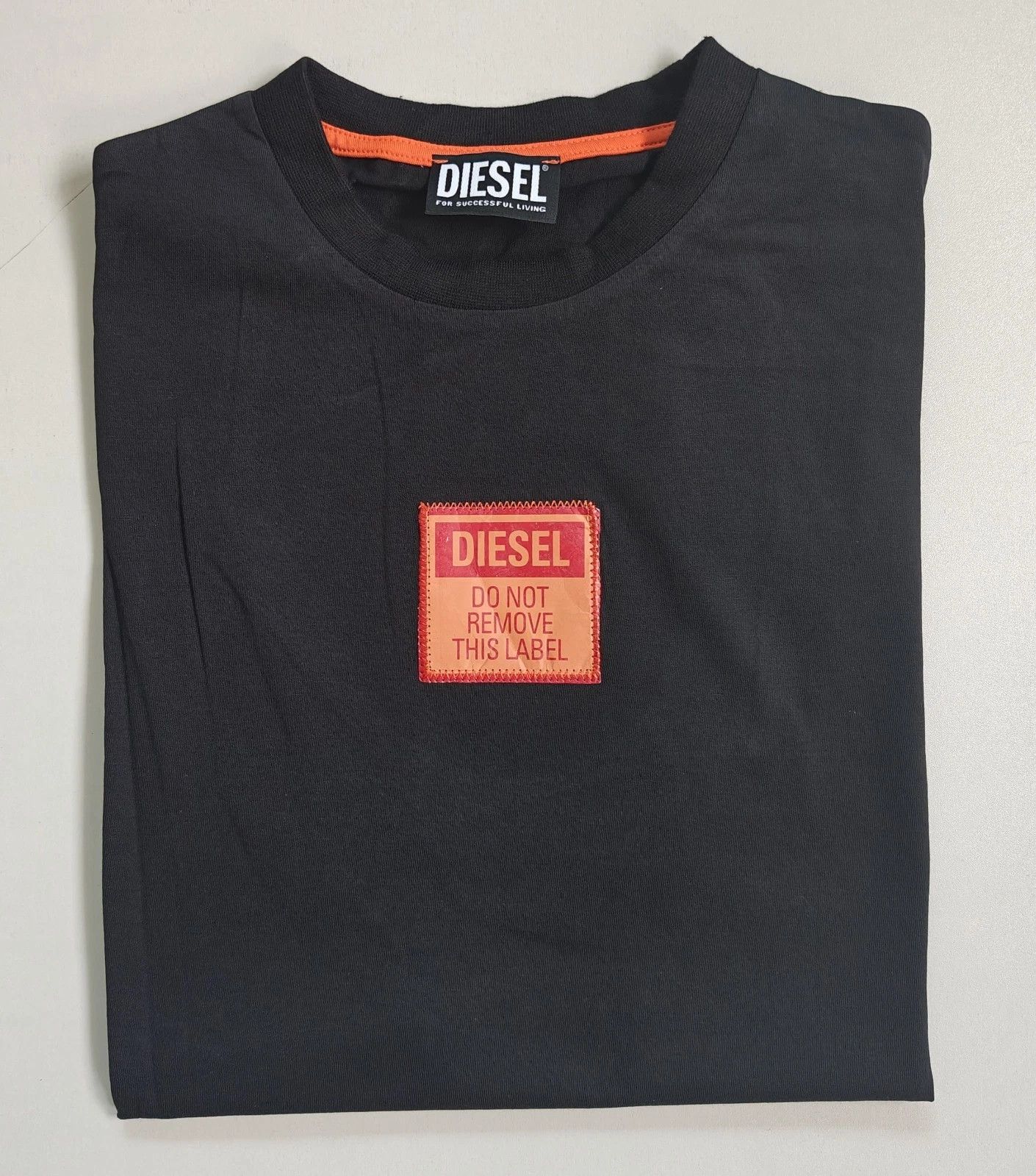 Diesel DIESEL Black T-Shirt With Logo Patch T 4146 Size US M / EU 48-50 / 2 - 1 Thumbnail