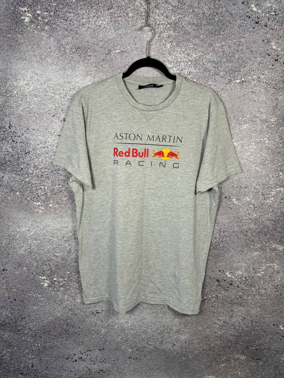 Red Bull Aston Martin Red Bull Racing Team Formula 1 T-Shirt Size US XL / EU 56 / 4 - 1 Thumbnail